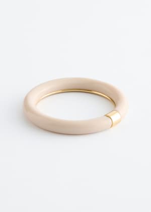Off White/Gold