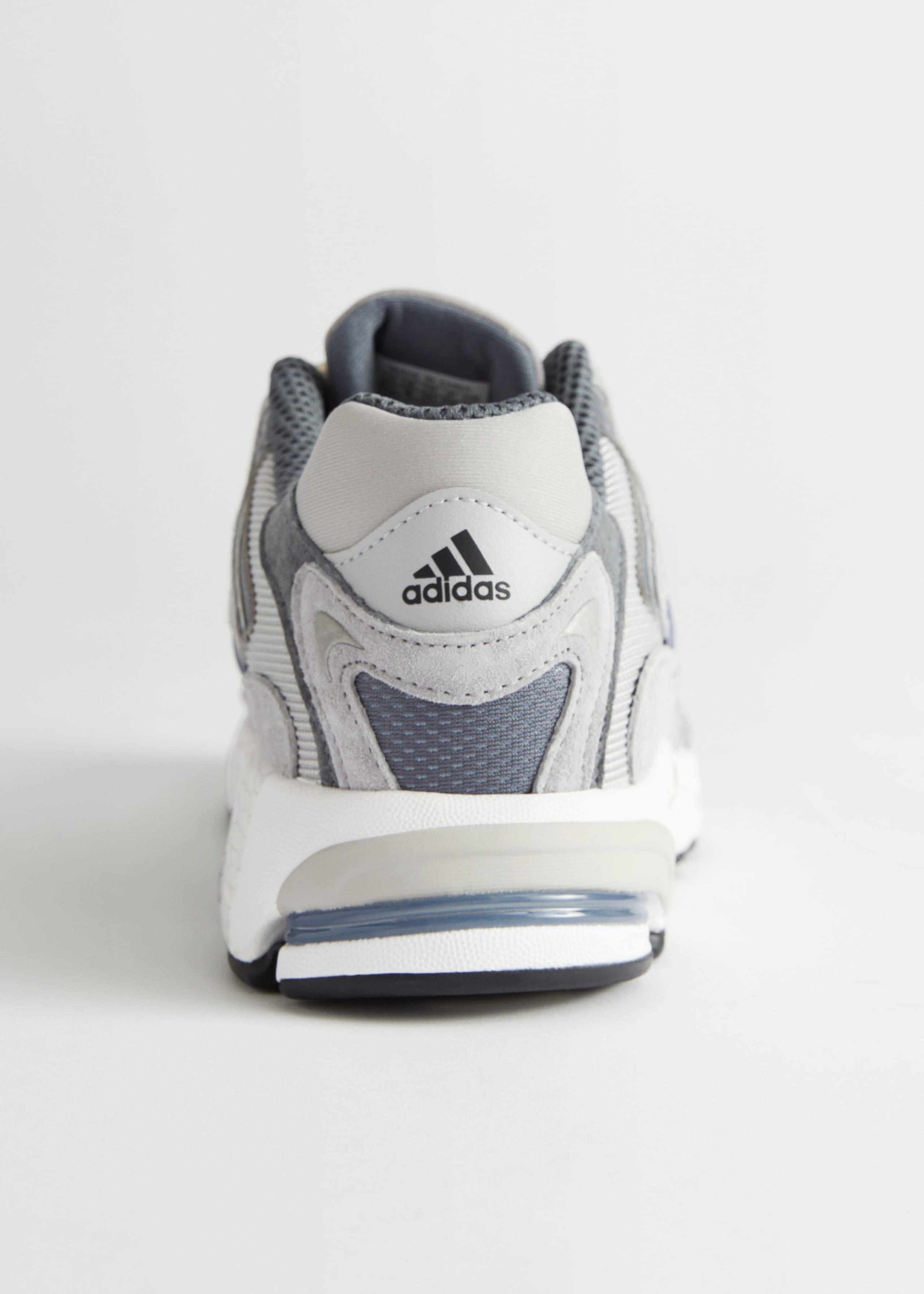 adidas Originals Response CL - Light beige - Still Life
