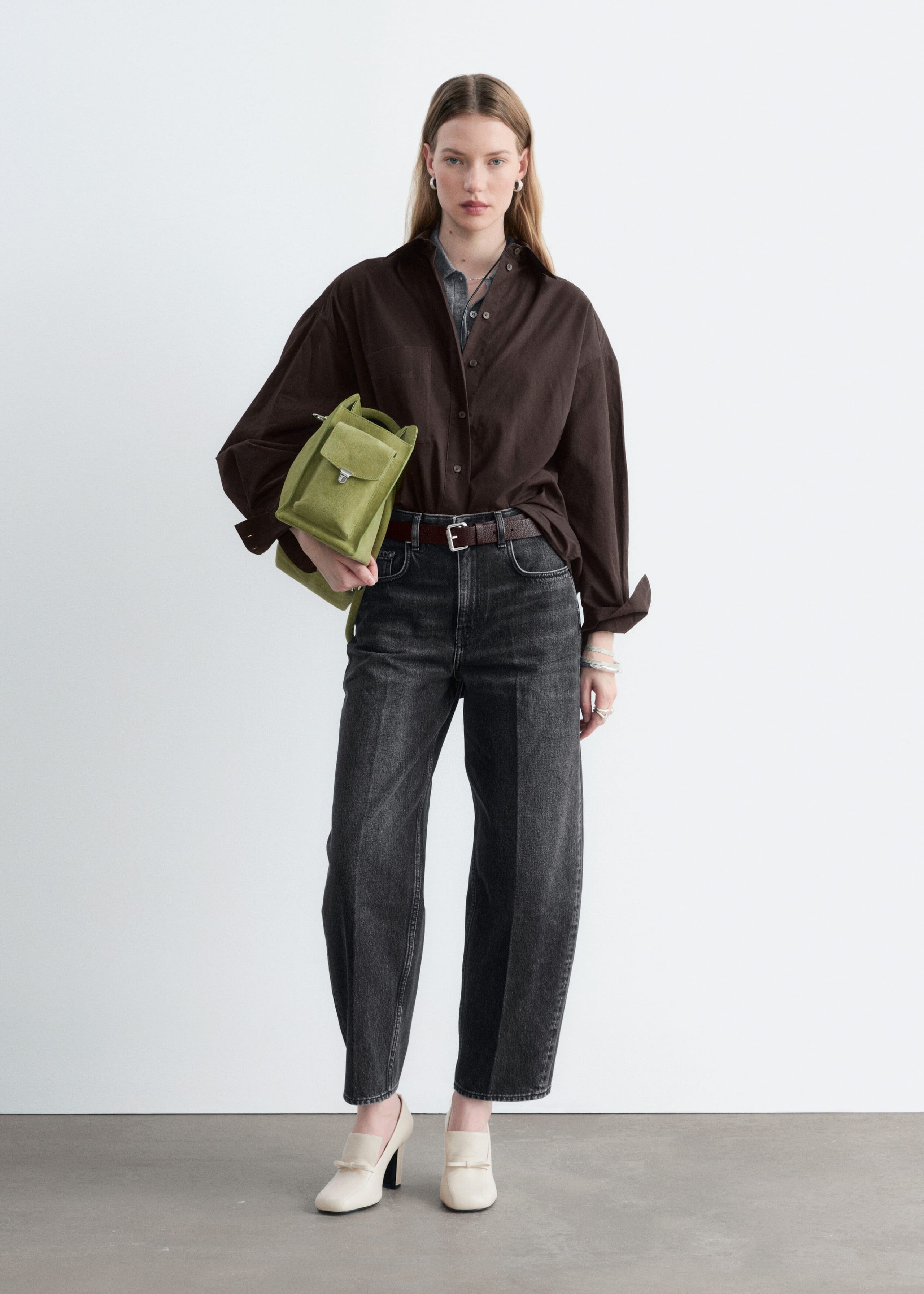 Barrel-Leg Ankle Jeans - Washed Blue - Lookbook