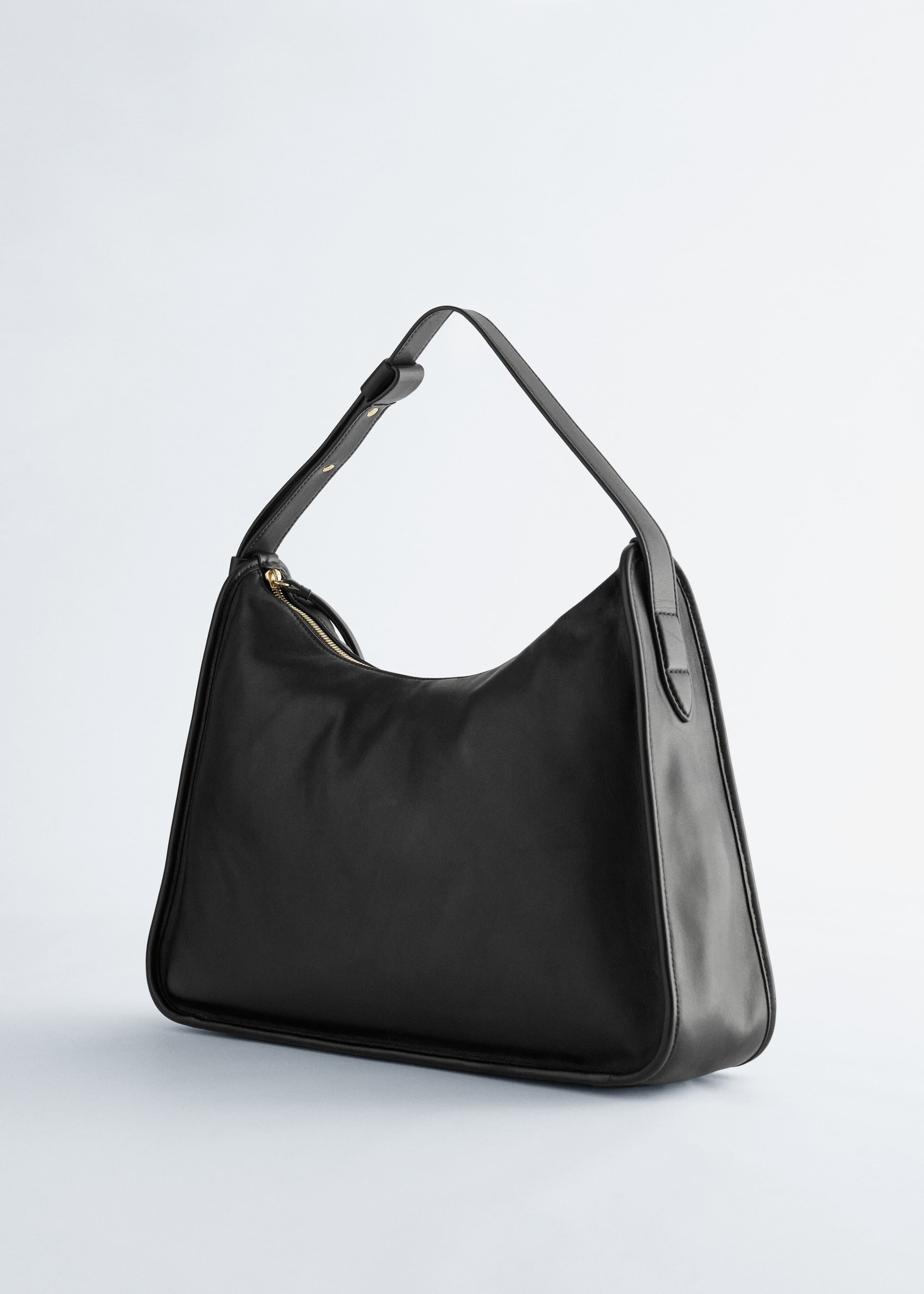 Leather Tote Bag - Black - Still Life