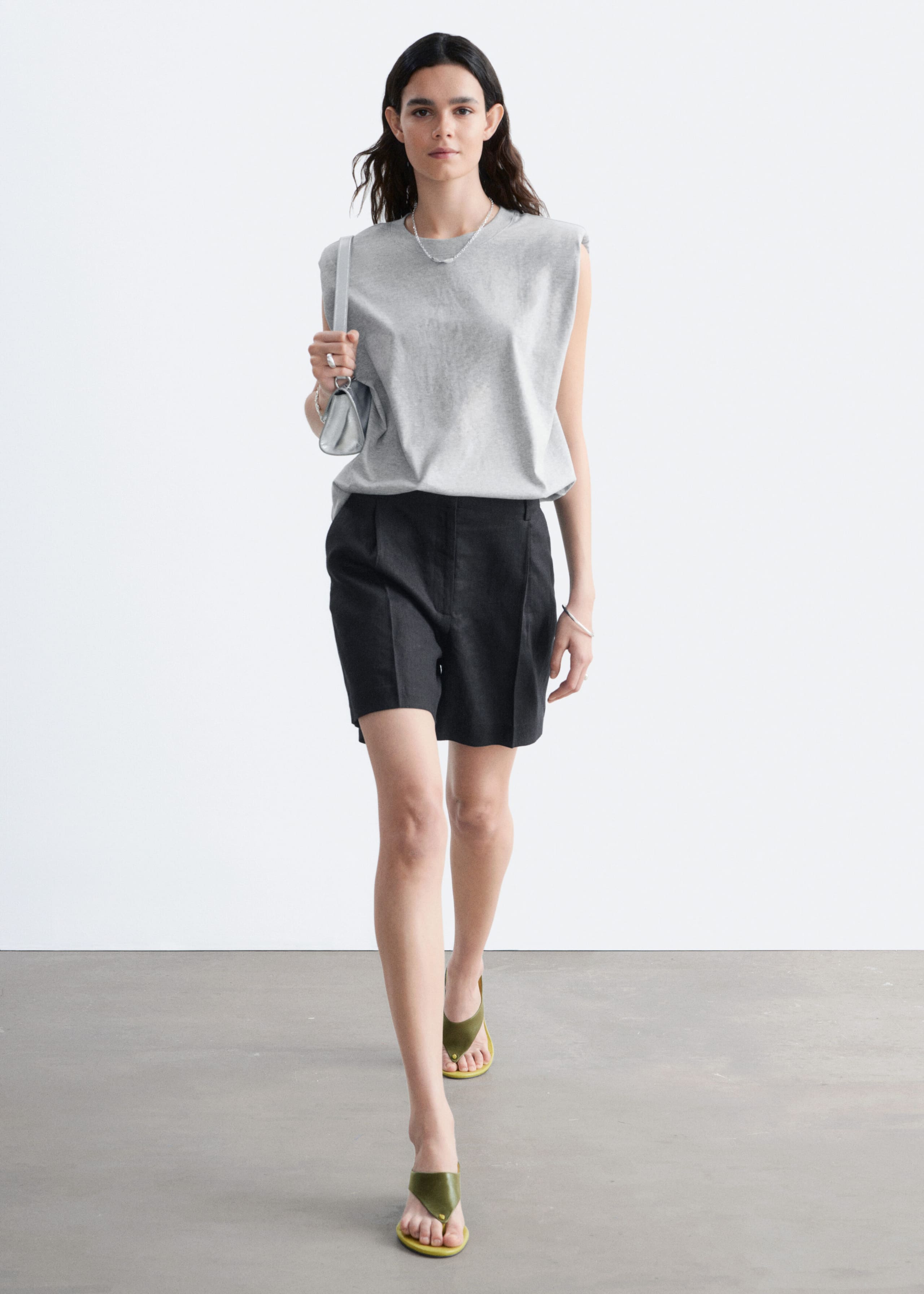 Sleeveless Top - Grey - Lookbook