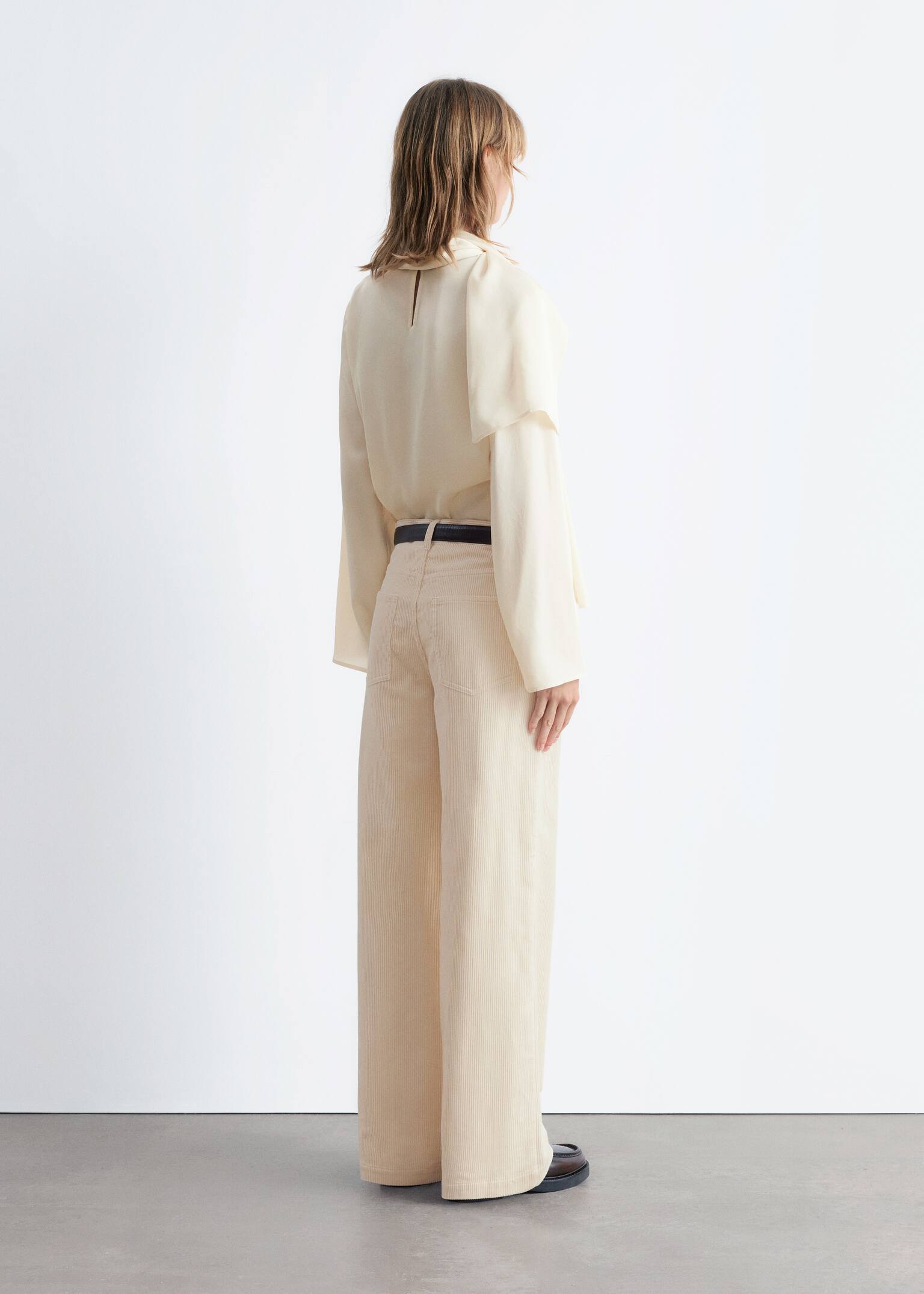 Cordhose mit weitem Bein - Creme/Dunkelrot/Dunkelbraun/Graubraun/Mittelbraun - 3