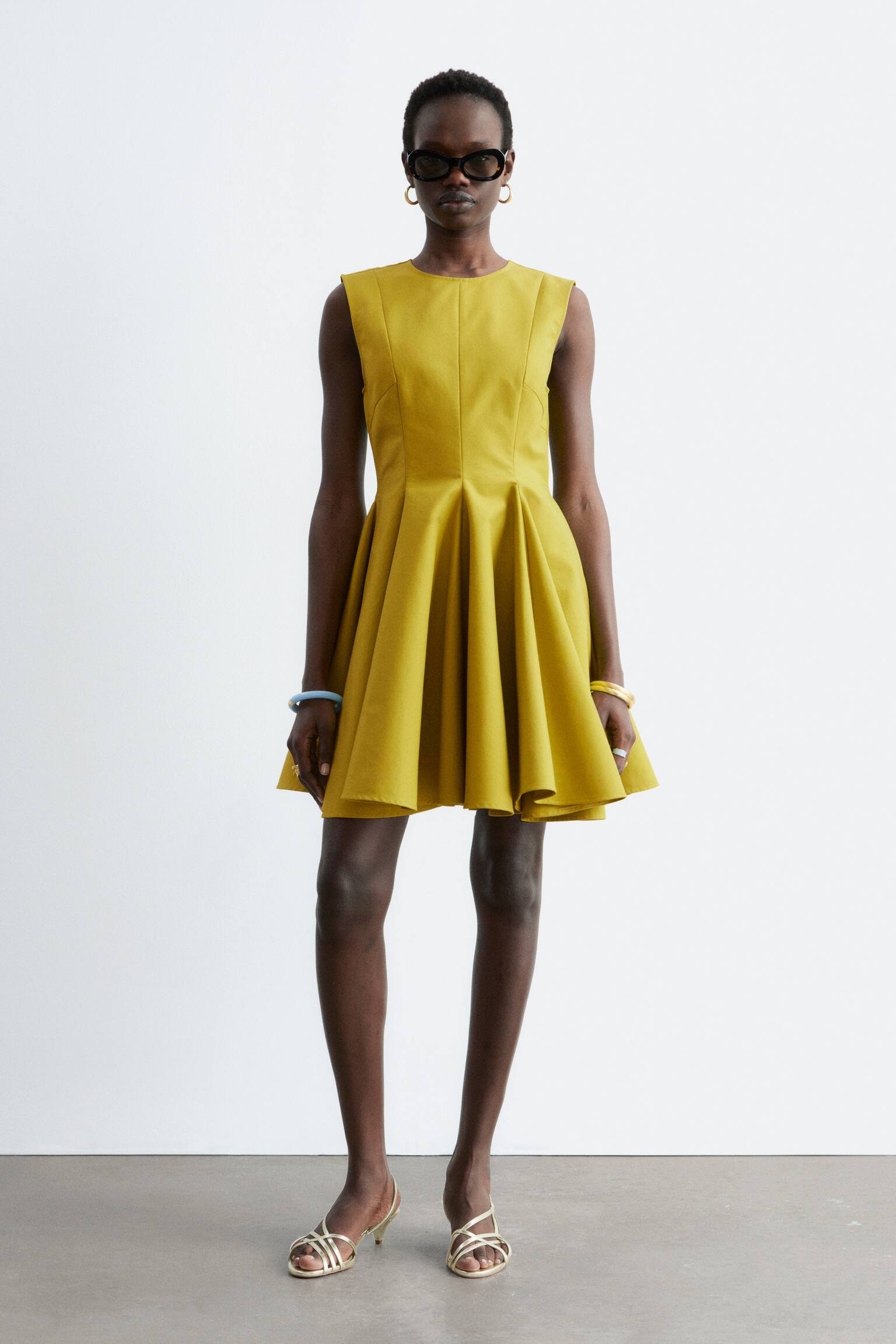 Minivestido plisado-Amarillo verdoso - 7