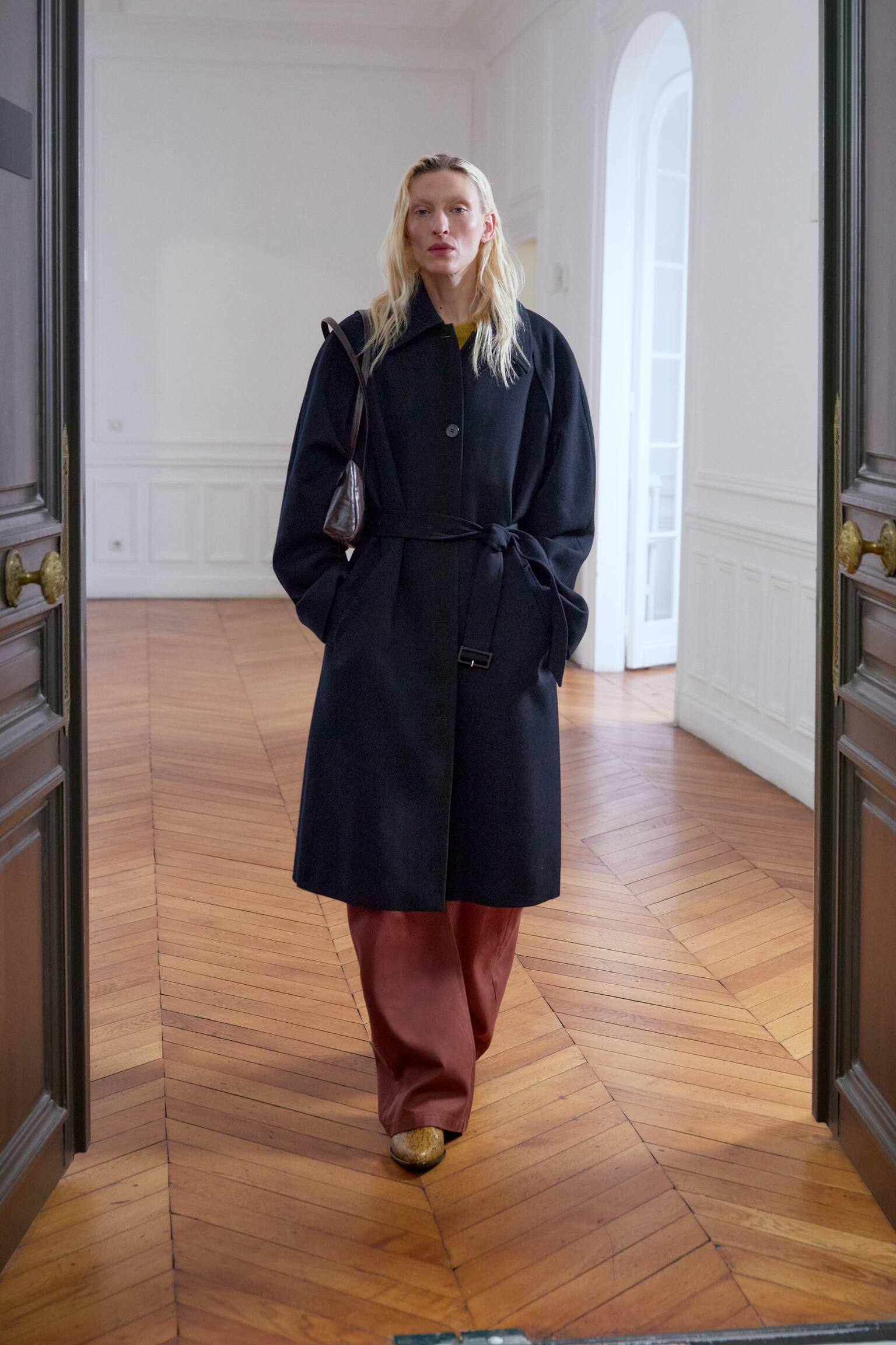 Trench in lana con cintura annodabile - Nero/Talpa - 10