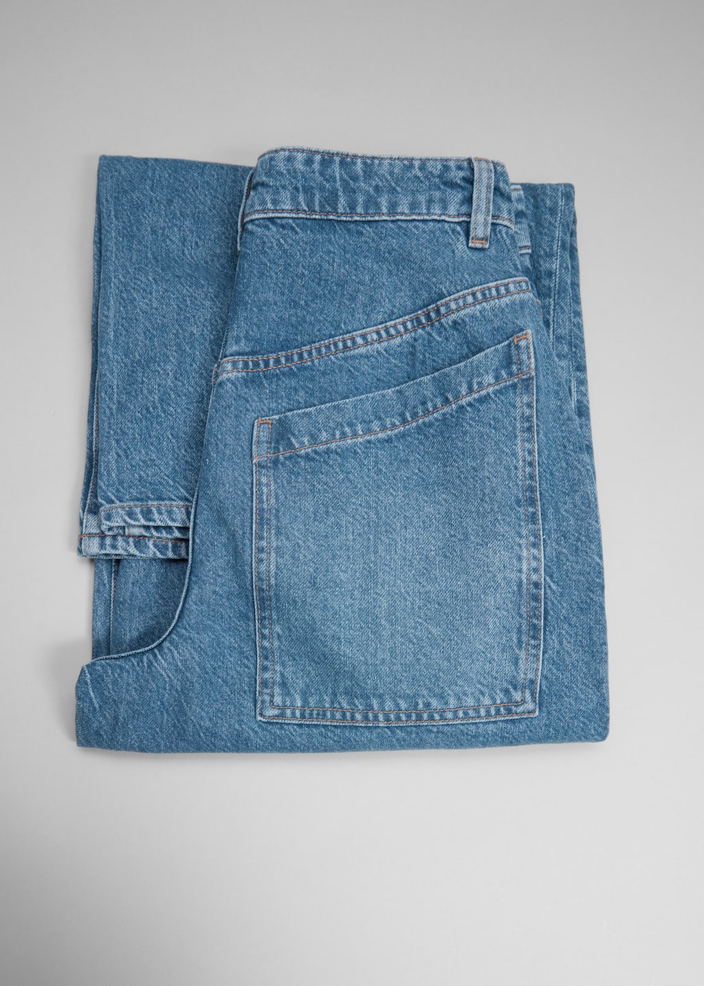 WideBaggyJeans - {{variantName}} - Detalle descriptivo