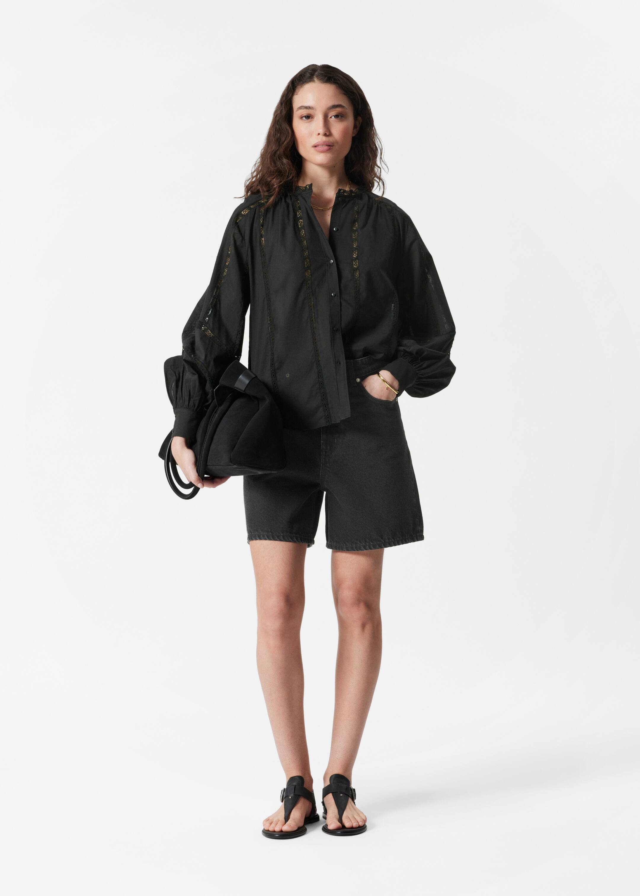 Agrandir l'image: Blouse ample bordée de dentelle - Noir - FEMME | H&M BE 2