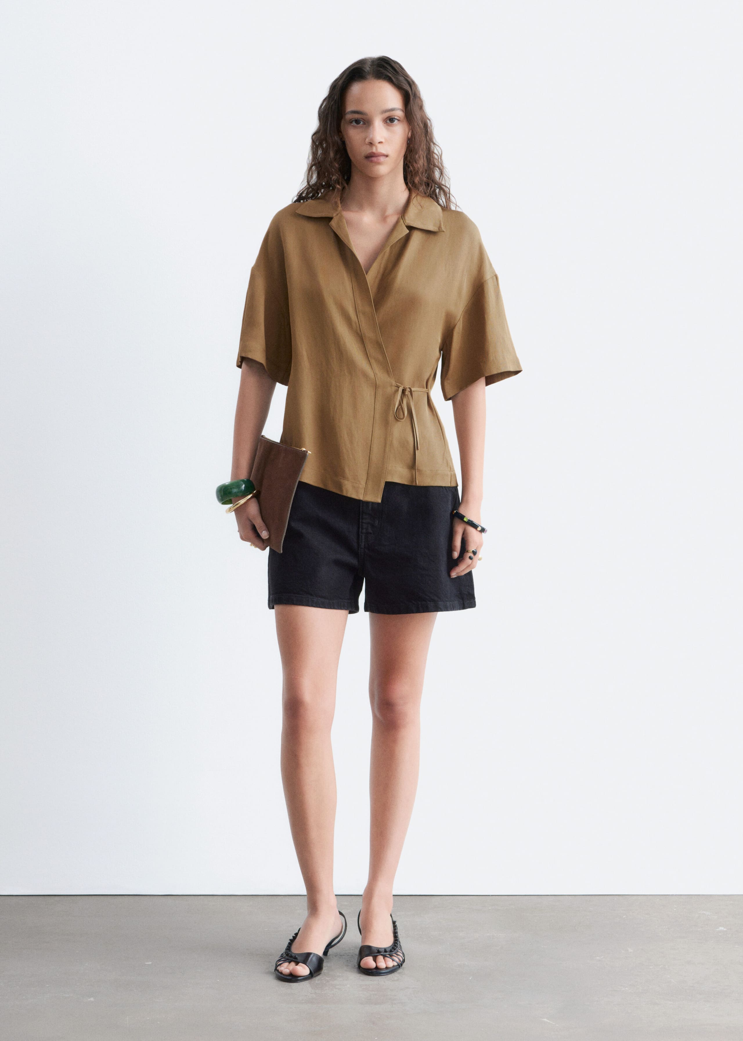 Wrap Short-Sleeve Shirt - Black - Lookbook