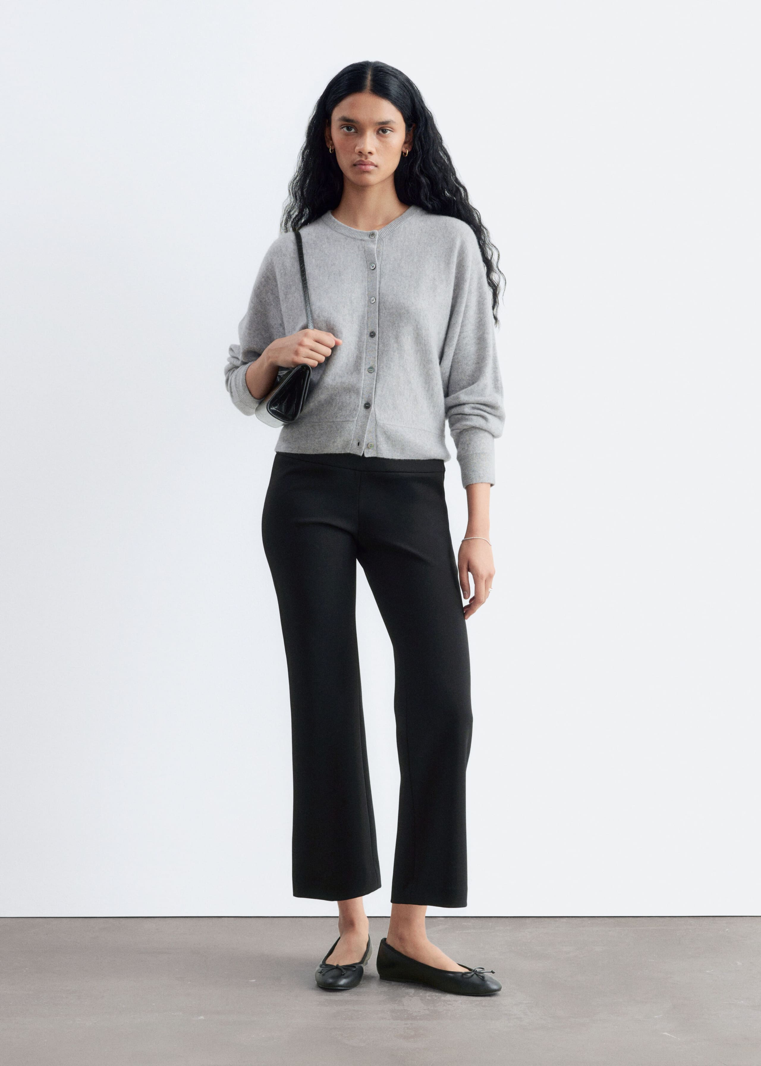 Cropped Kick Flare Trousers - Black - Lookbook