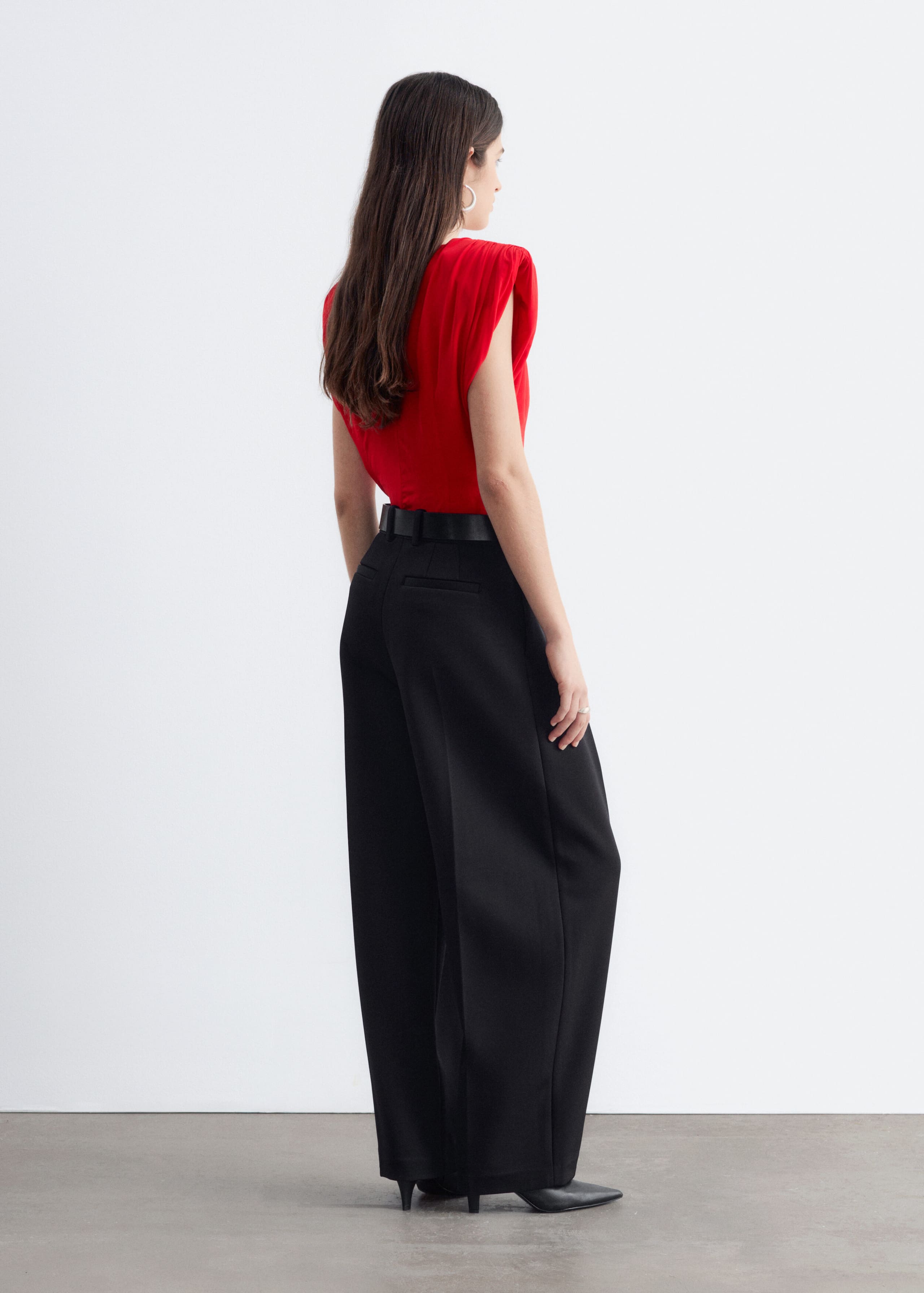 Haut froncé sans manches - Rouge - Lookbook