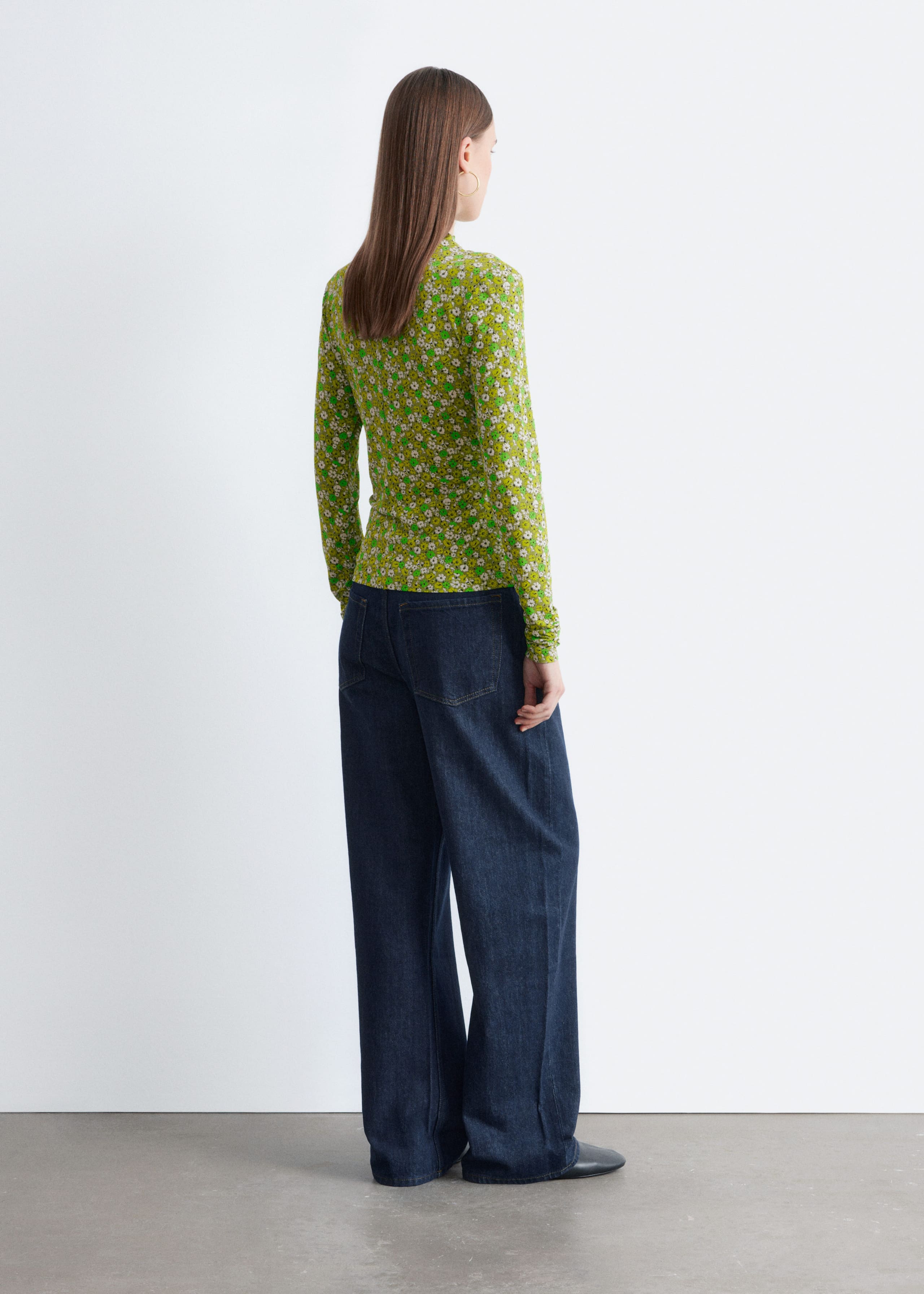 Image of Maglia con collo a lupetto drappeggiato