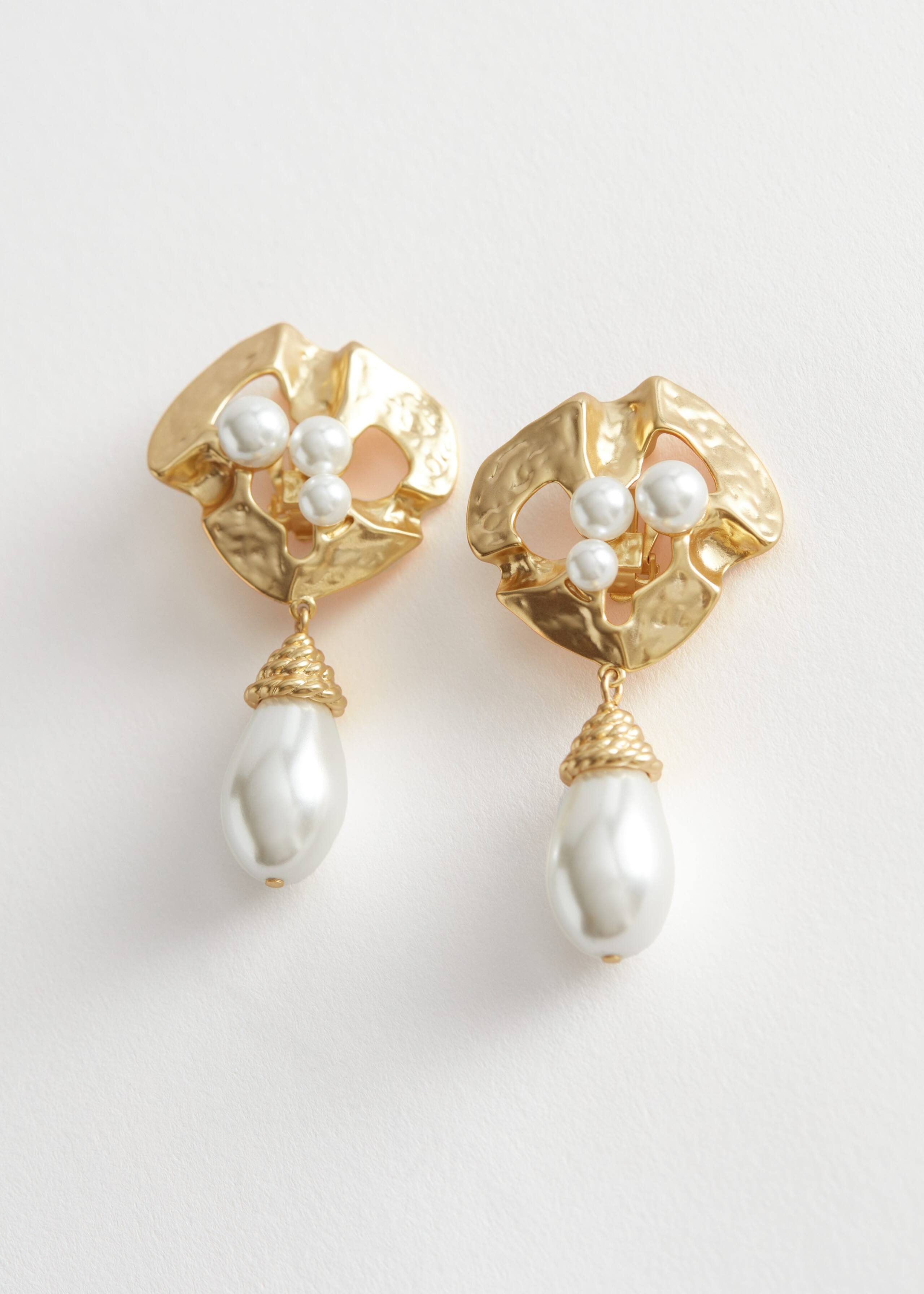 Pearl Pendant Clip-On Earrings - Gold-coloured - Still Life