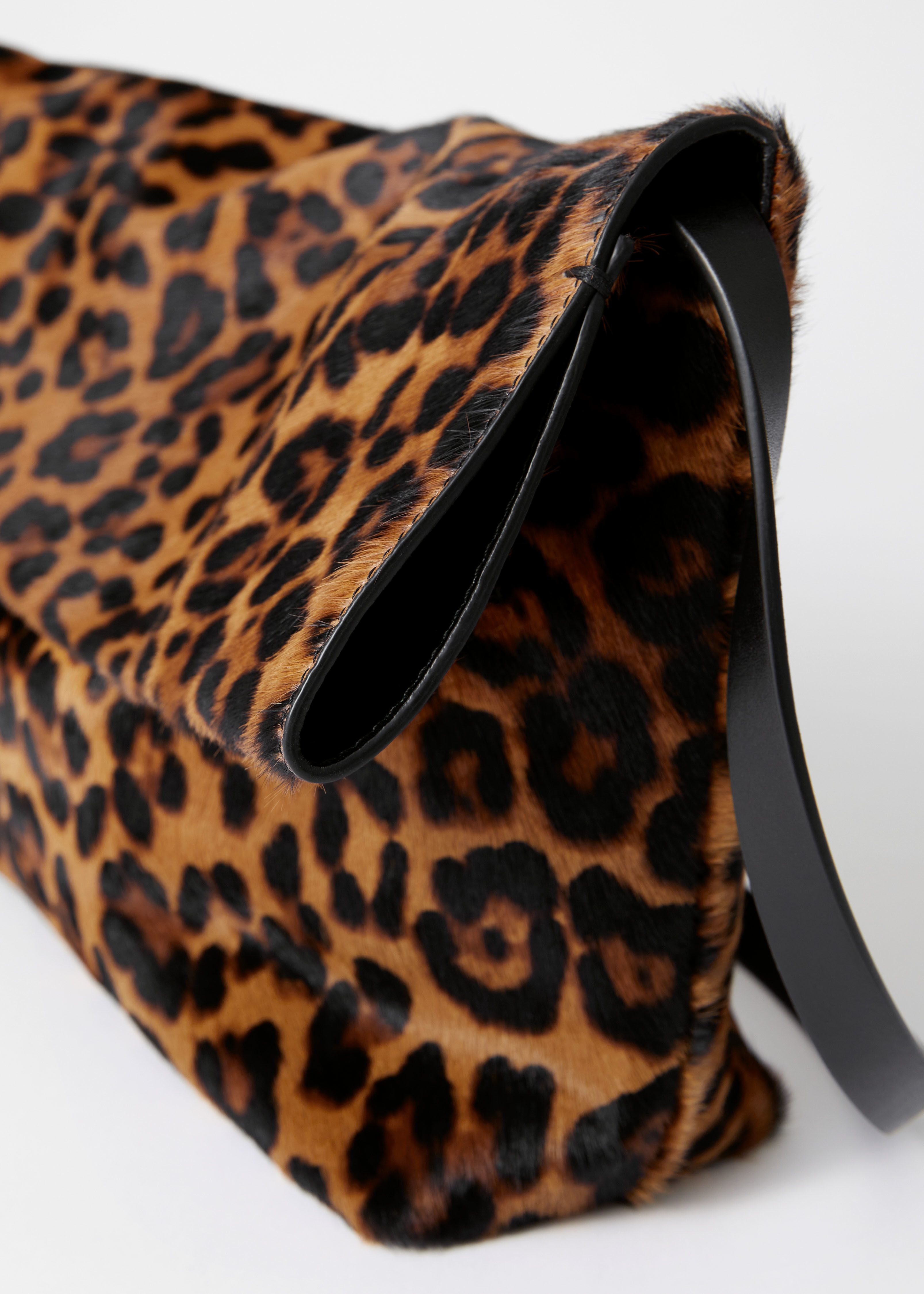Pochette Femme Melie Bianco - Imprimé Léopard - Format Small, Fermeture Aimant - Neuf Avec Défauts