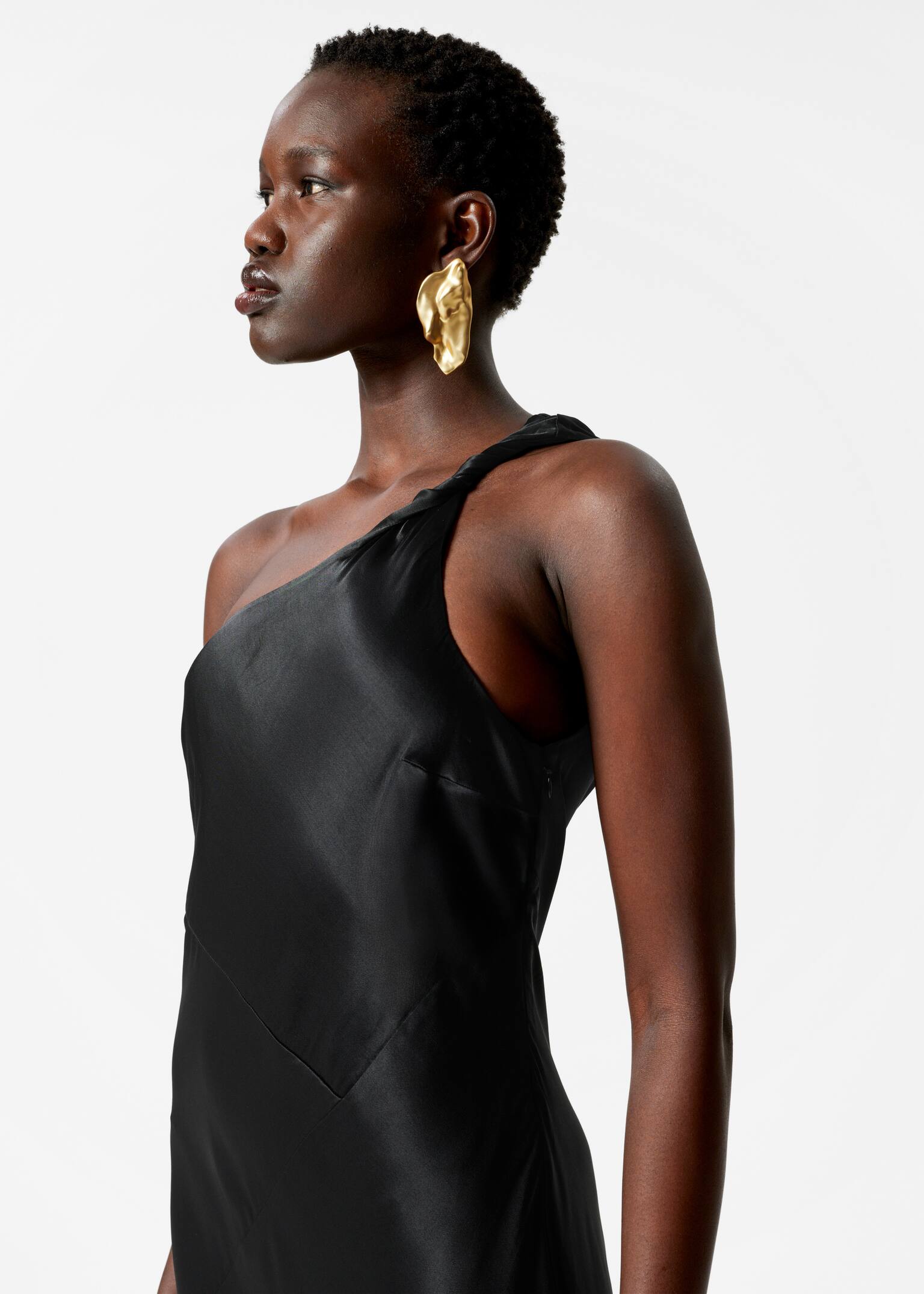 Robe midi asymétrique en satin - Noir/Imprimé abstrait - 3