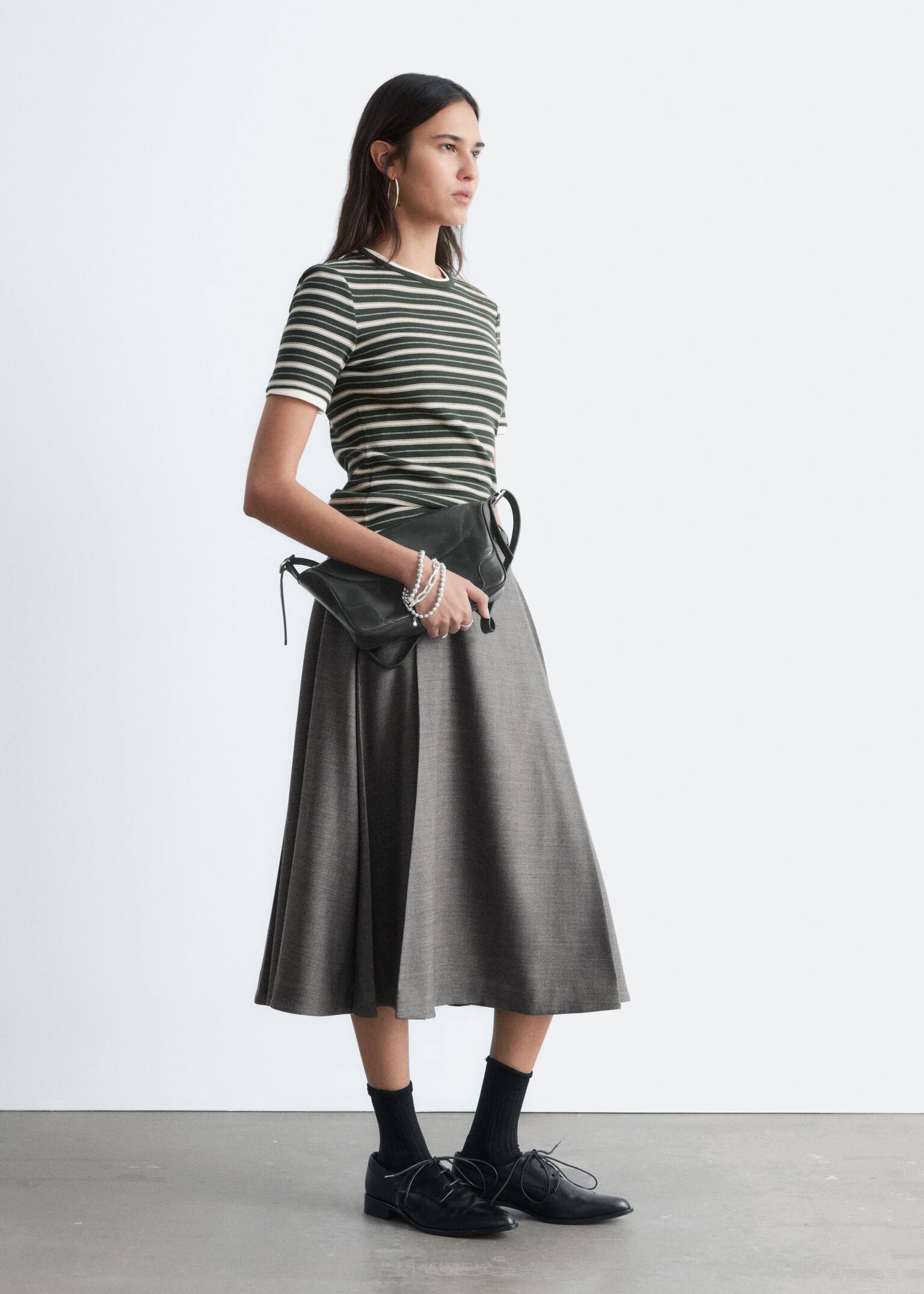 Ribbed T-shirt - Dark Green/Beige Stripes/White - 7