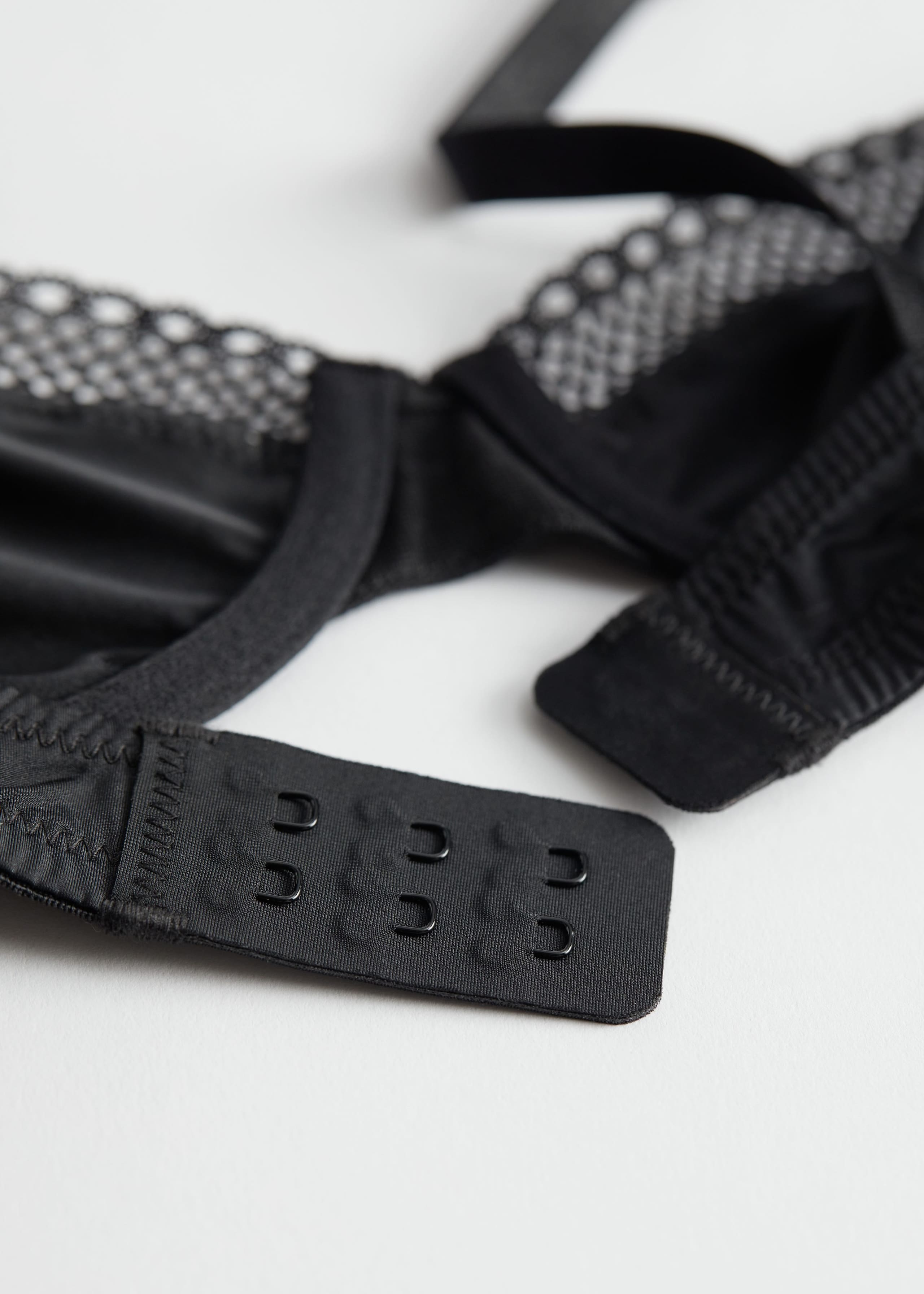 Underwire Lace Bra - {{variantName}} - Descrizione dettagliata