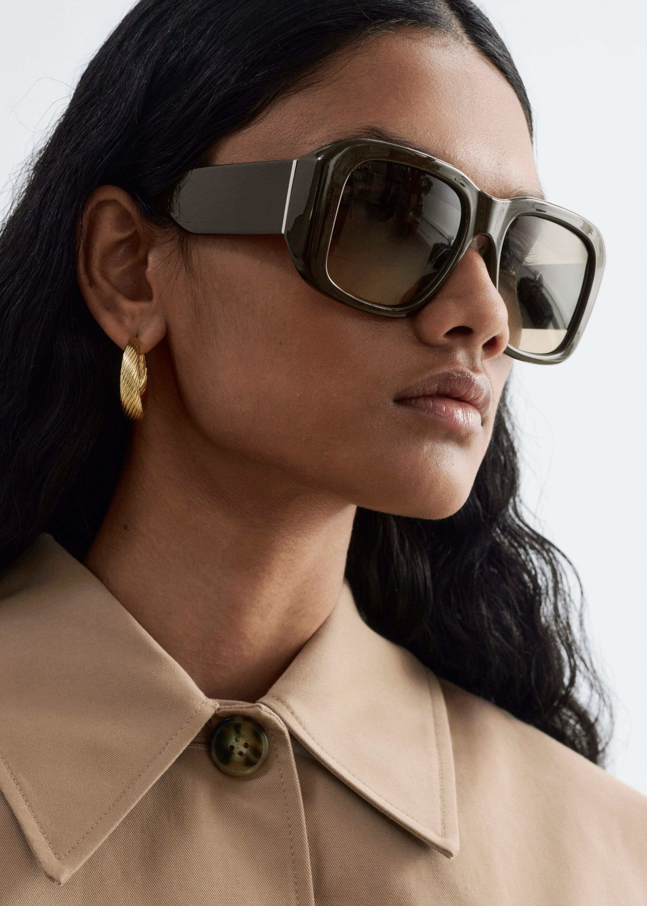 Oversized Sunglasses - Dark Brown - Still Life