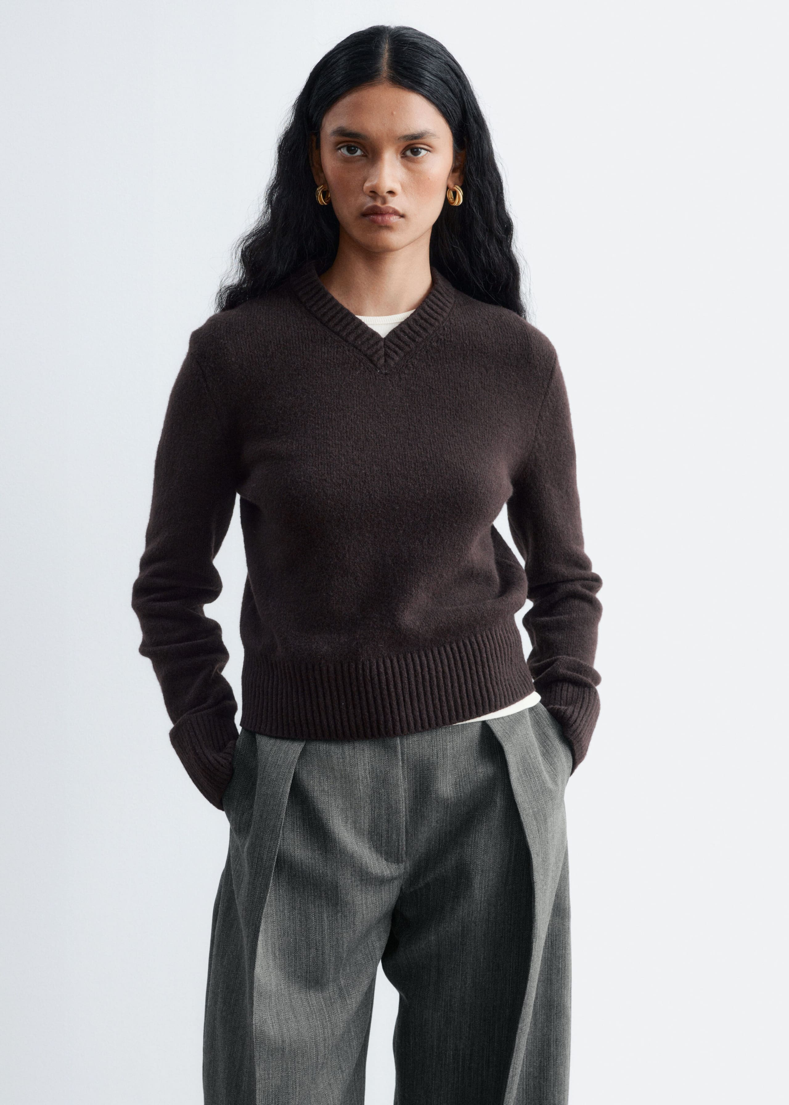 V-Neck Jumper - Dark Brown - Lookbook