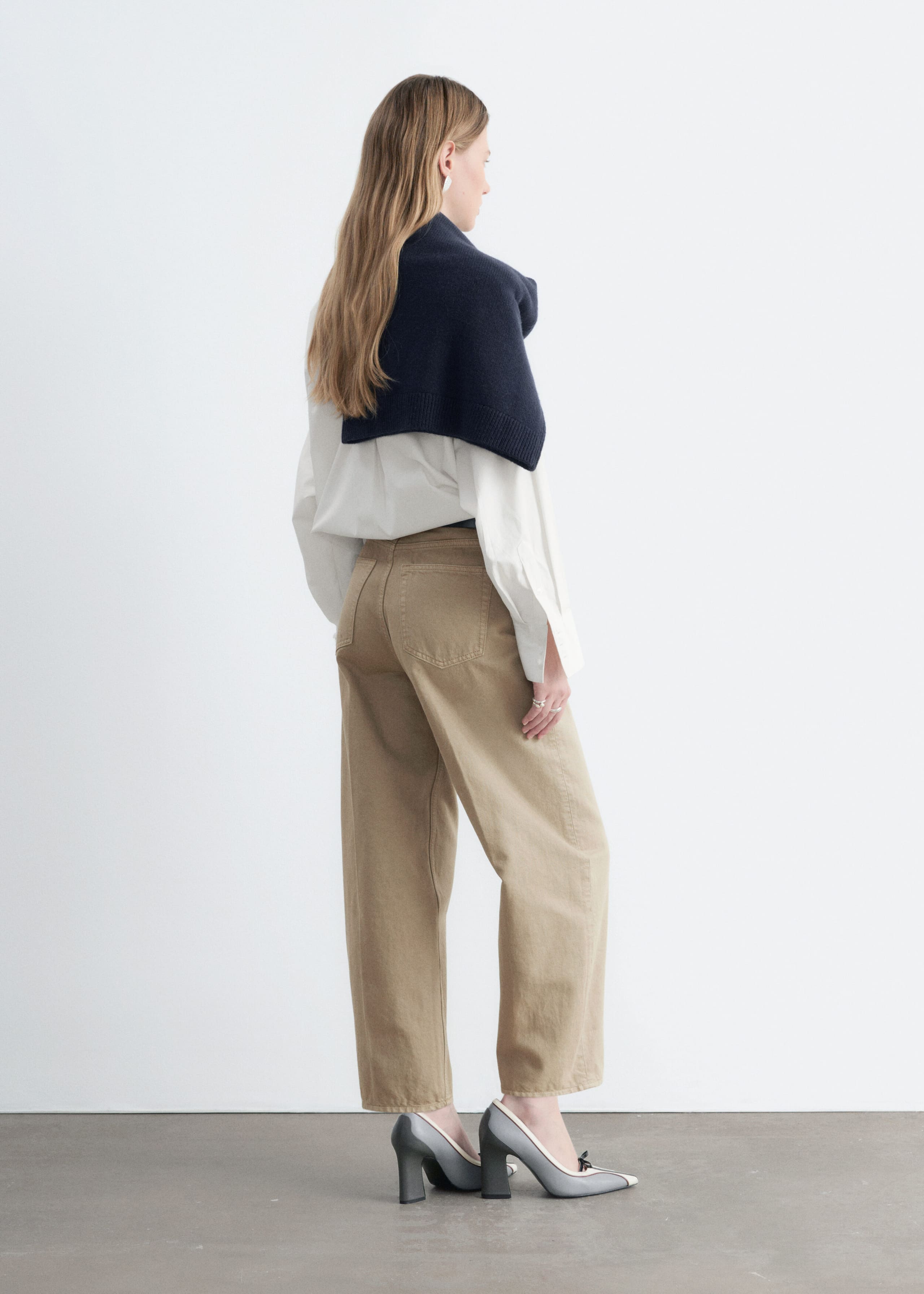 Barrel-Leg Ankle Jeans - Beige - Lookbook