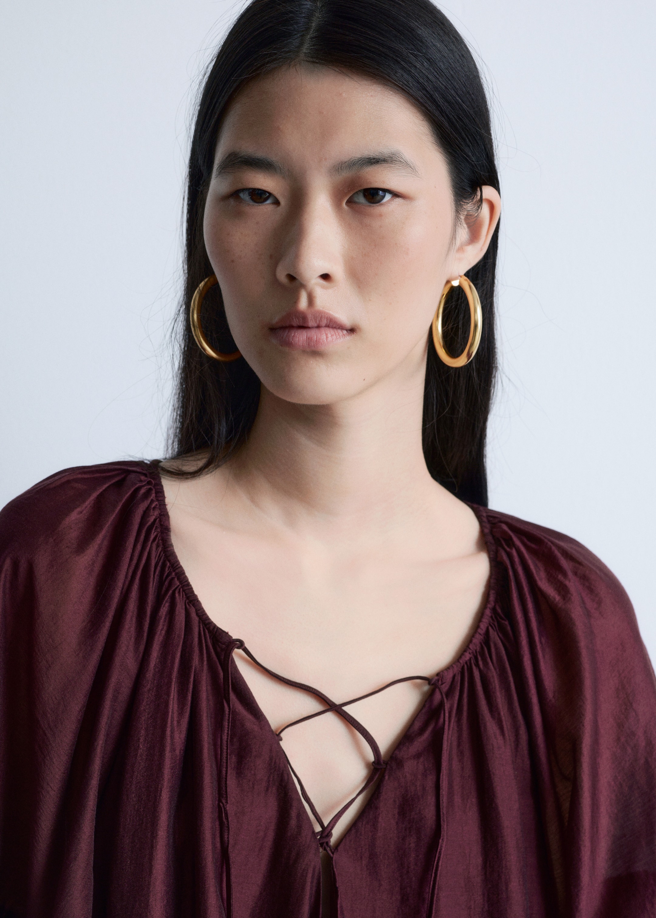 Visa större bild: Miniklänning med volanger - Mörkröd - DAM | H&M SE 3