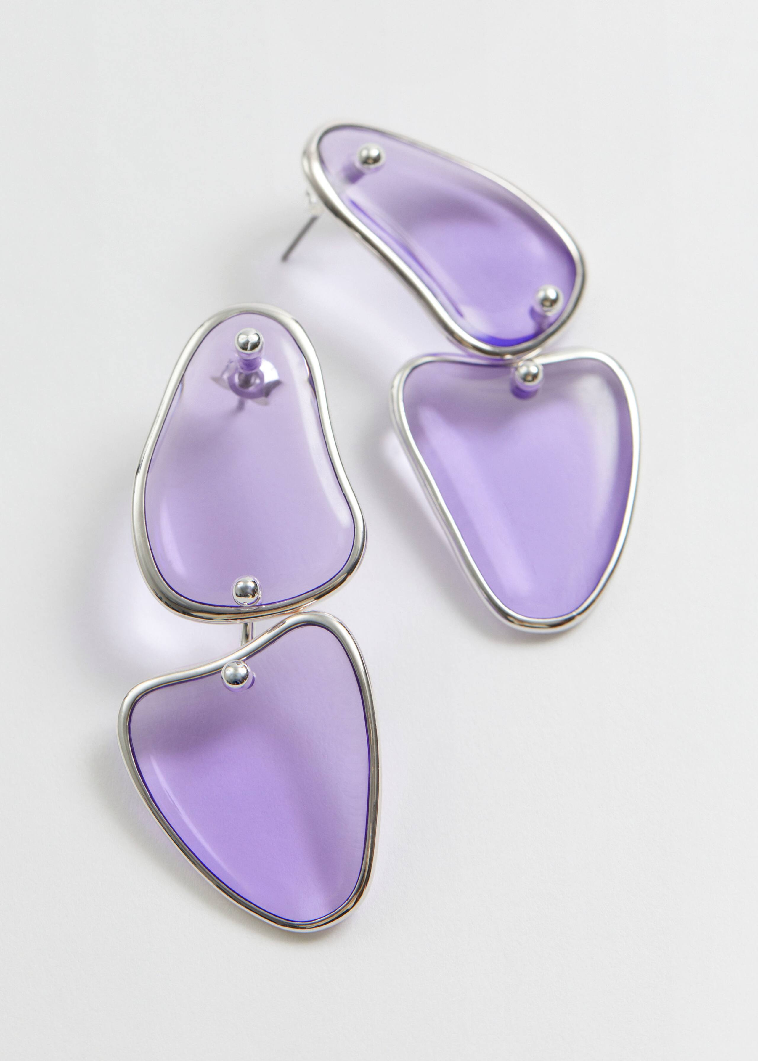 Ohrringe mit Anhänger - Helllila - Stillleben