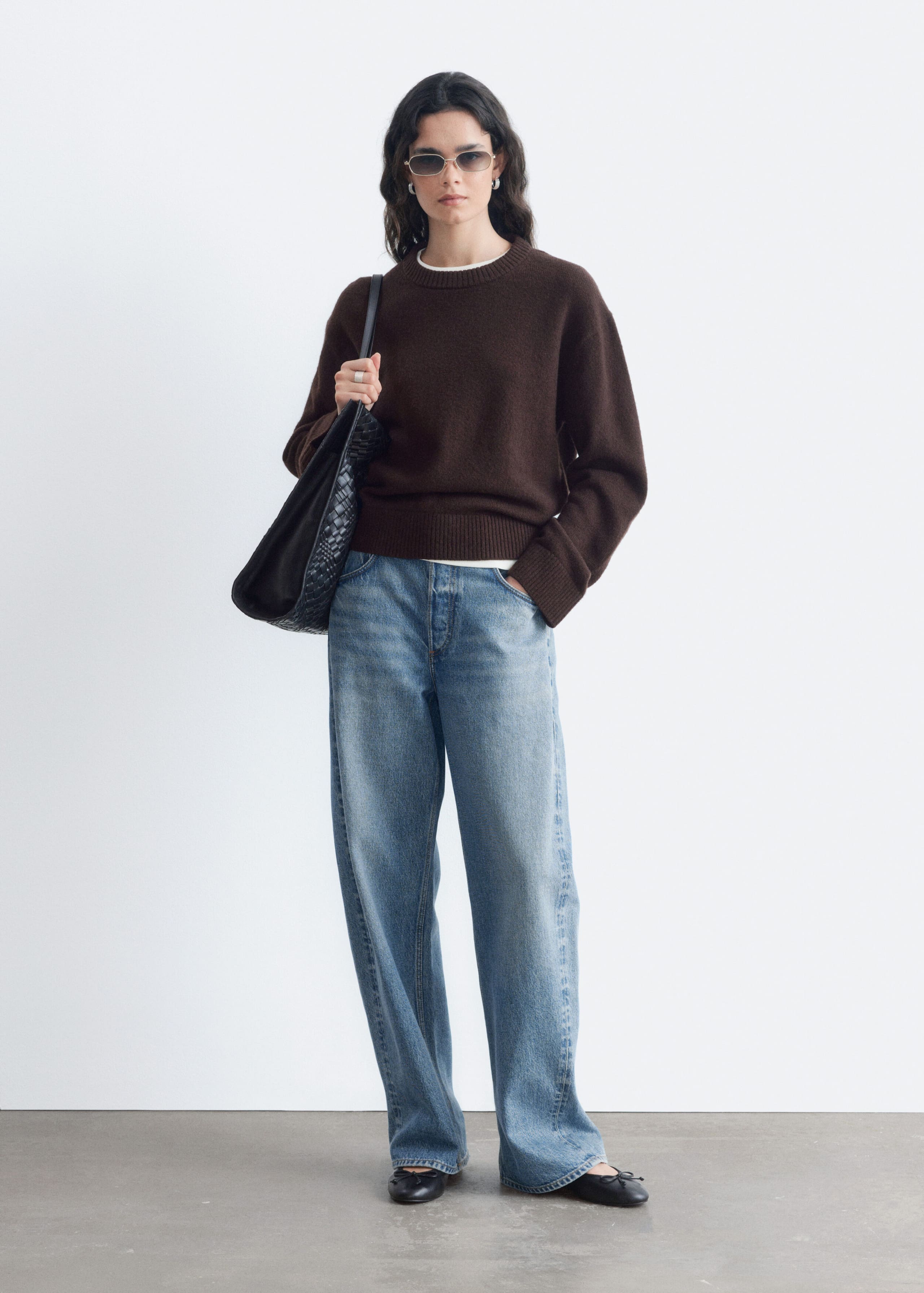 Kastenförmiger Strickpullover - Dunkelbraun - Lookbook