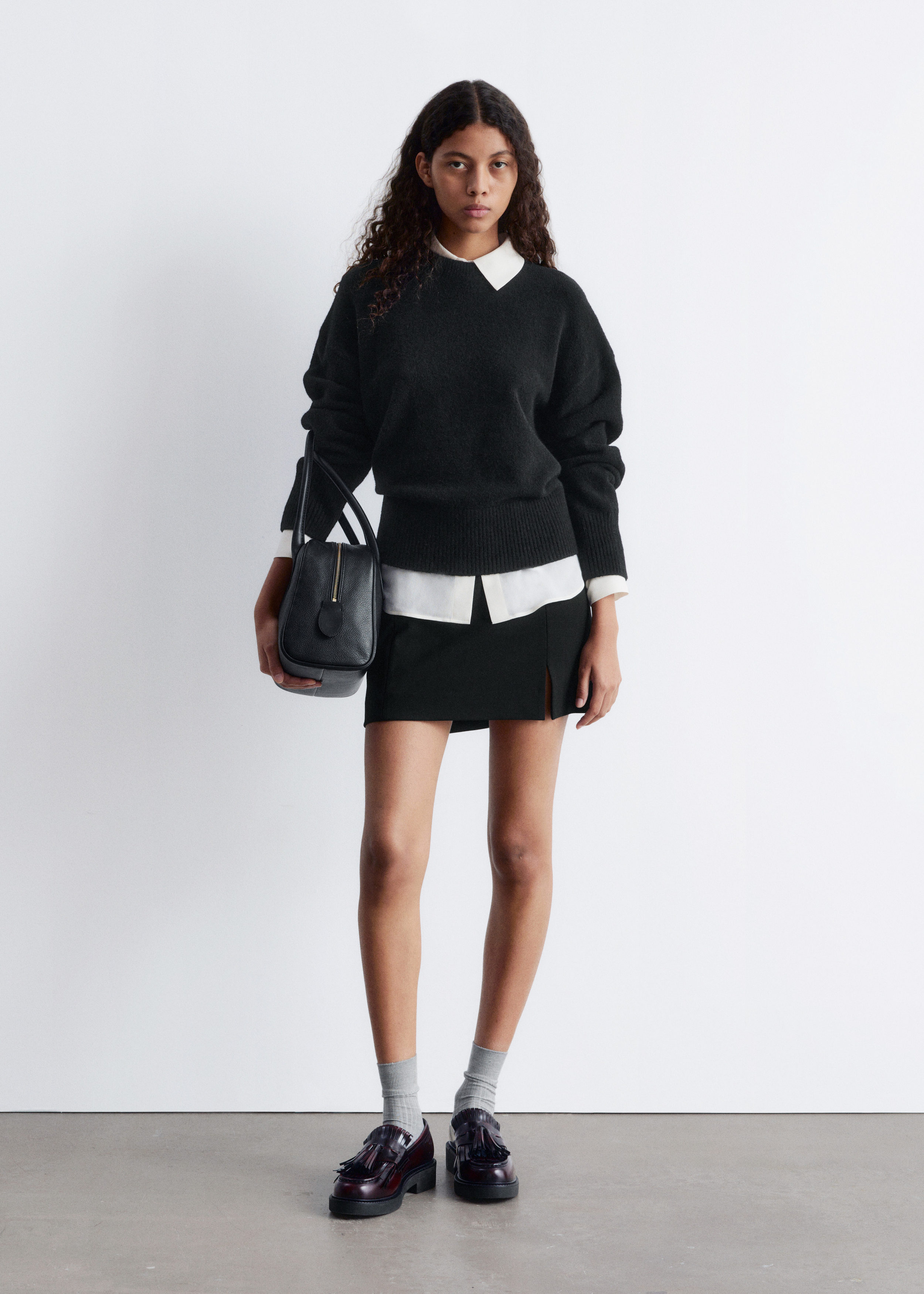 Locker geschnittener Strickpullover - Navyblau - Lookbook