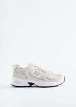 Beige/Grau