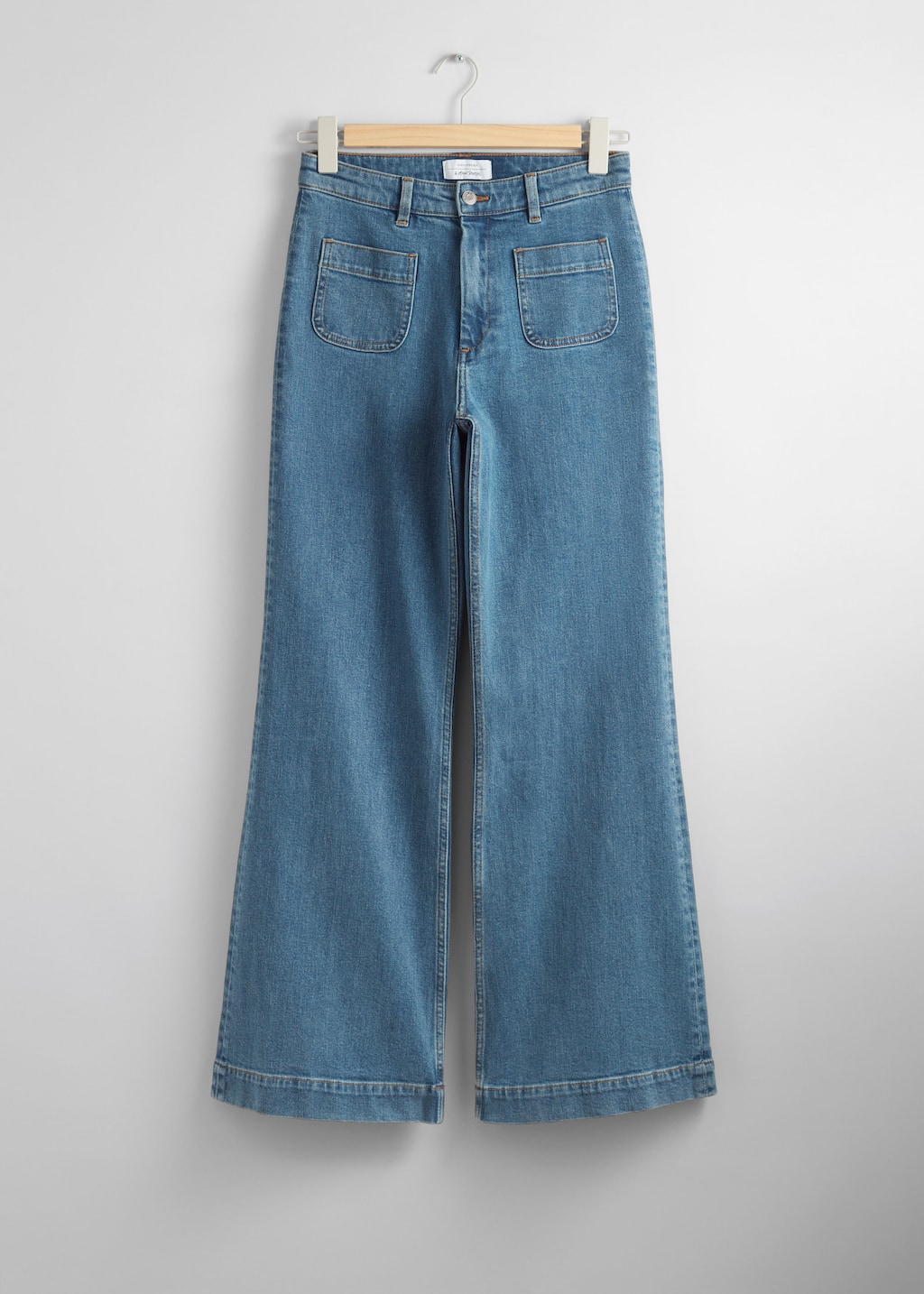 Flared Jeans - Mid Blue - Still Life