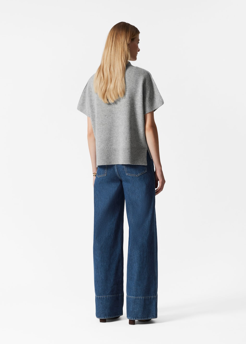 Knitted Wool Top - Light grey - Lookbook