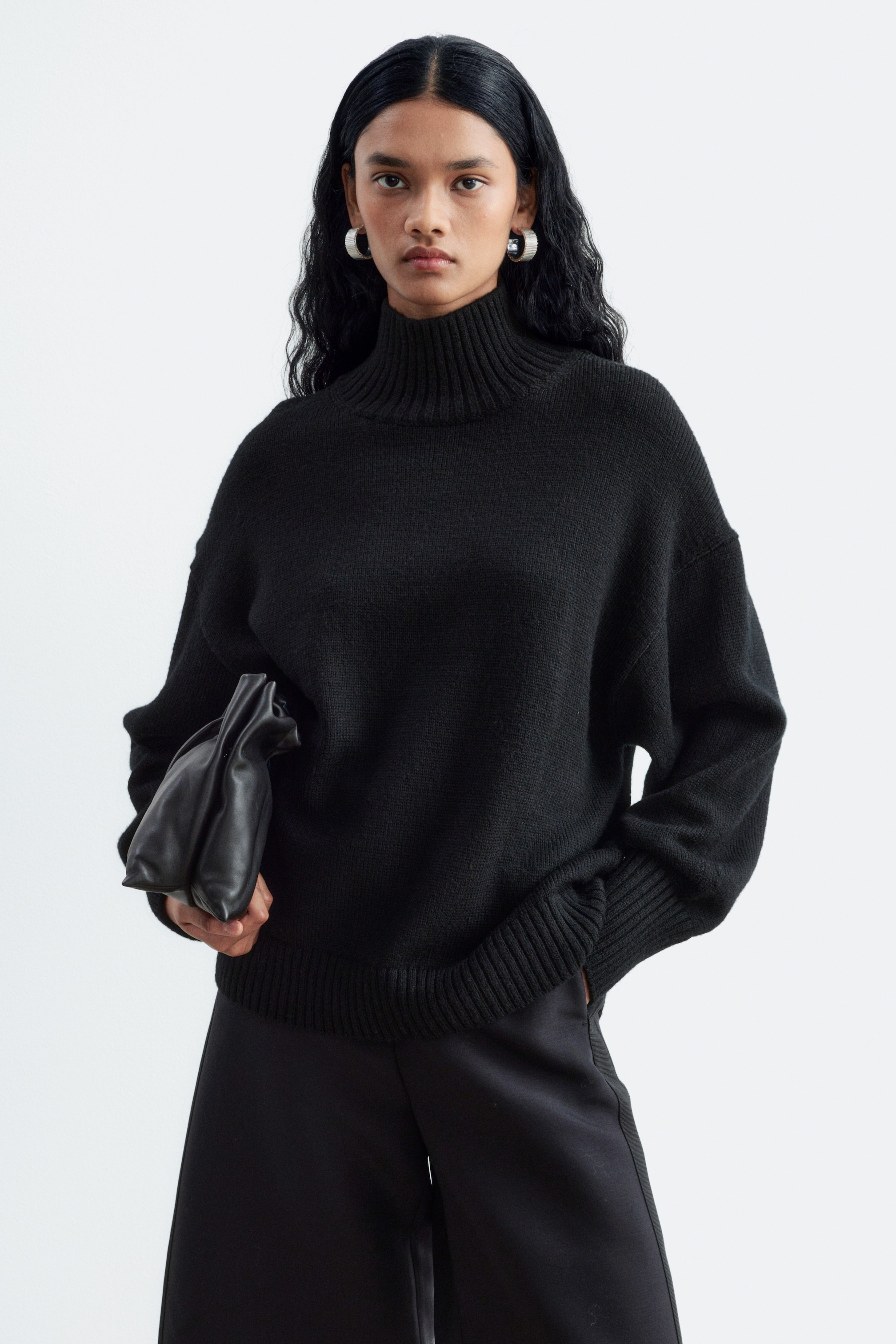 Grotere afbeelding bekijken: Coltrui van merinowol - Zwart - DAMES | H&M NL 1