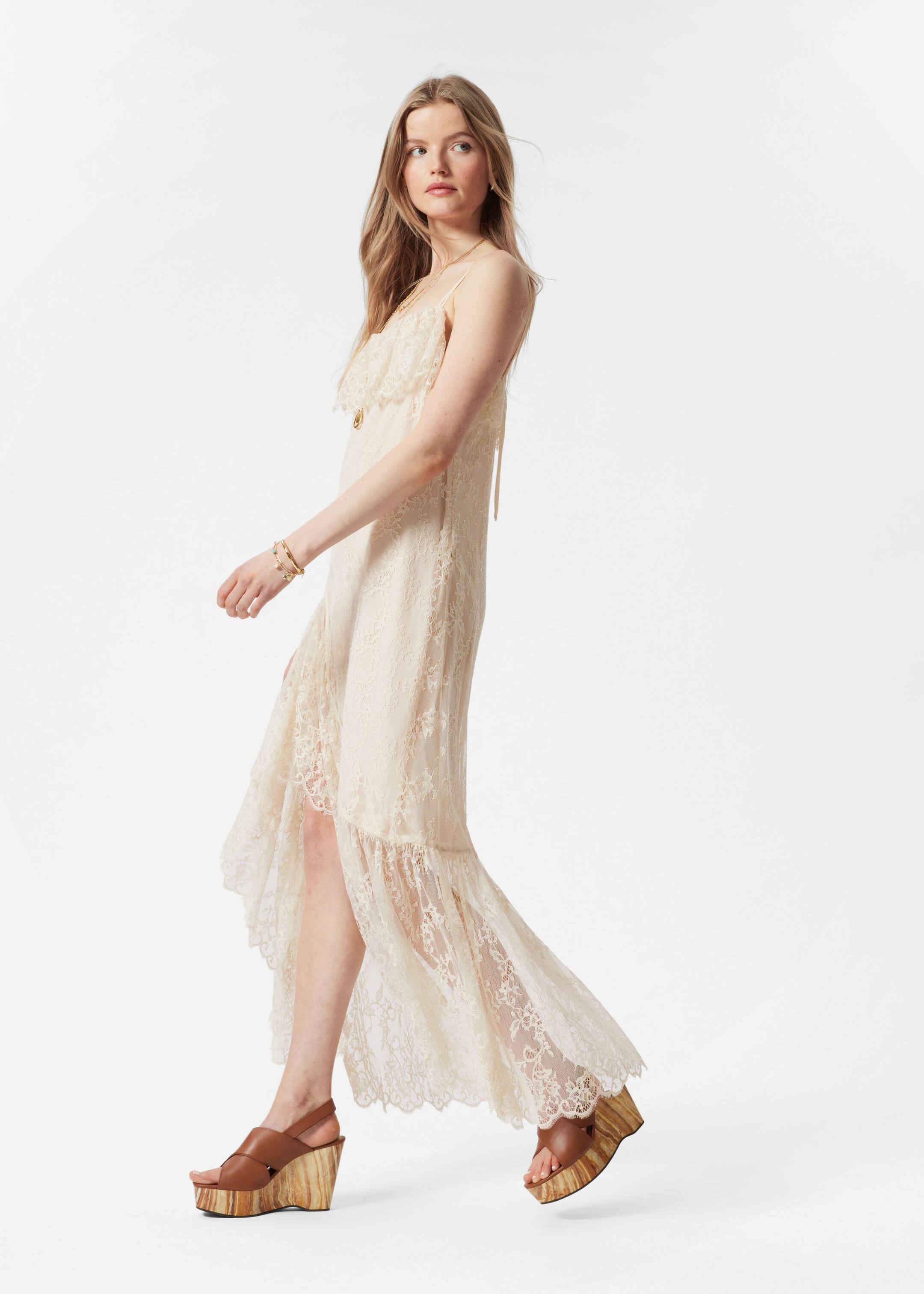 Visualizza immagine più grande: Abito midi in pizzo con volant - Bianco - DONNA | H&M IT 5