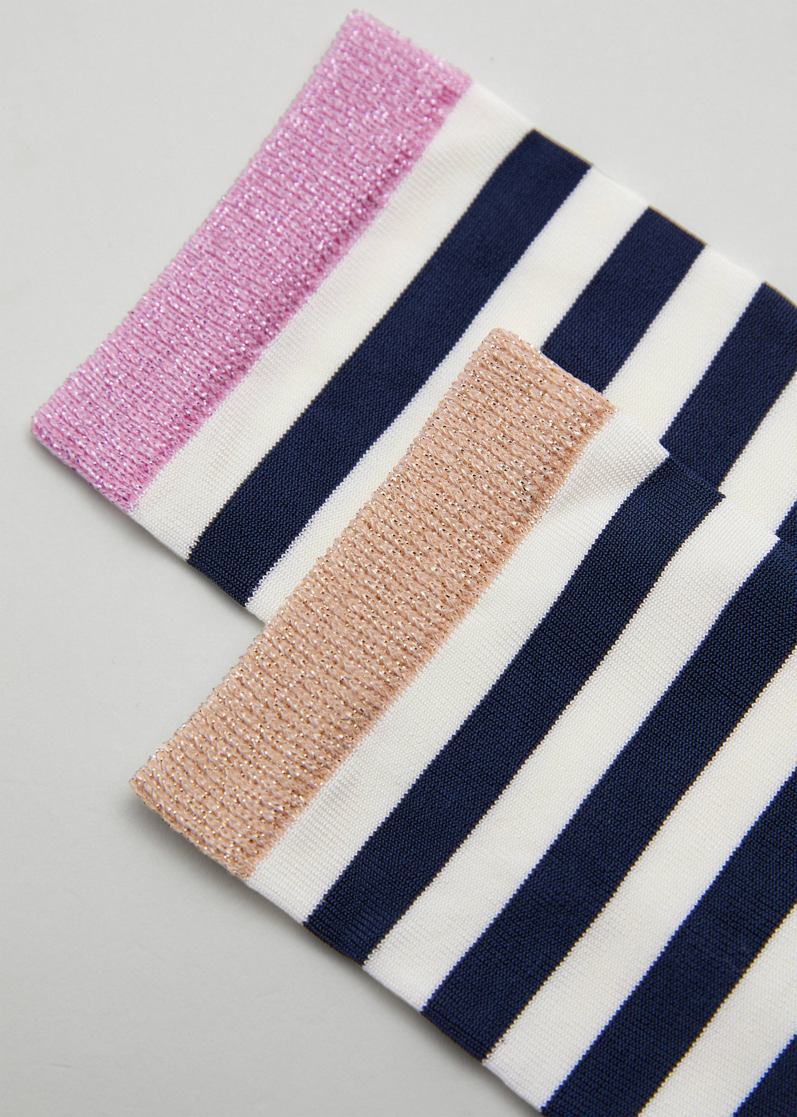 2-Pack Striped Socks - {{variantName}} - Detalle descriptivo