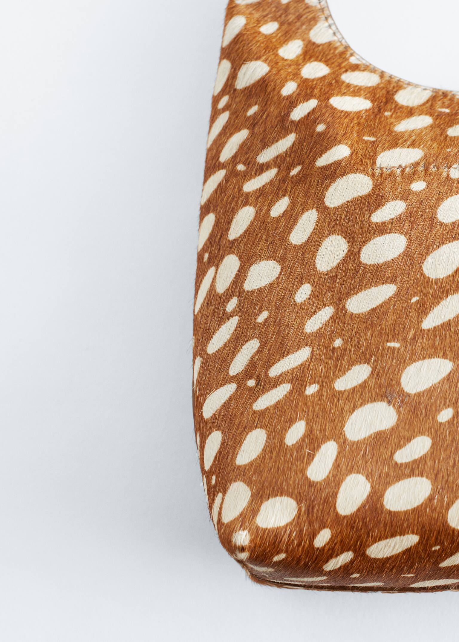Tactile Leather Shoulder Bag - Dark Beige Deer Print - 3