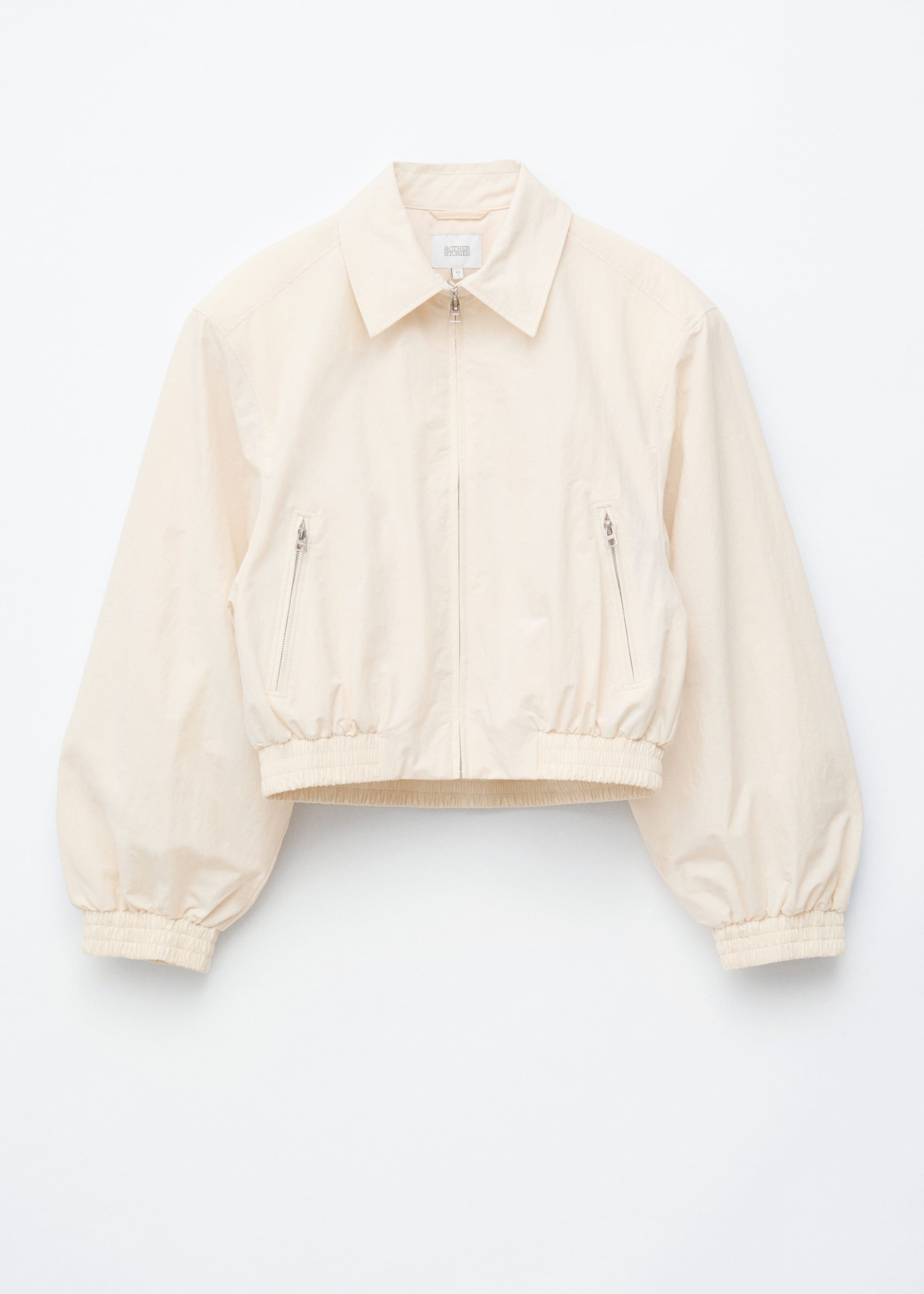 Kort jacka med dragkedja framtill – Ljusbeige – lookbook