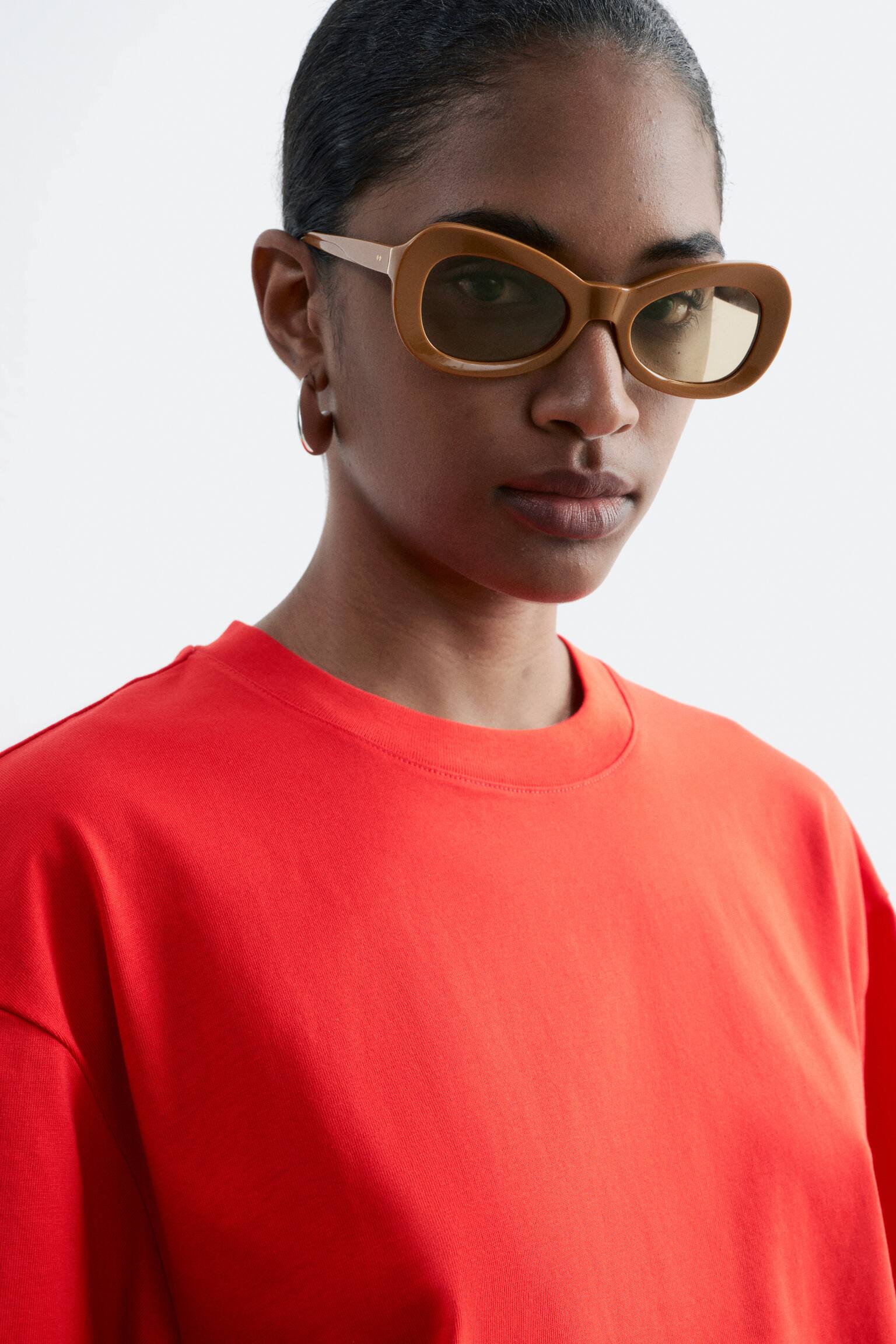 T-shirt structuré - Rouge/Jaune/Blanc/Noir/Bleu clair/Gris/Marron Clair - 4