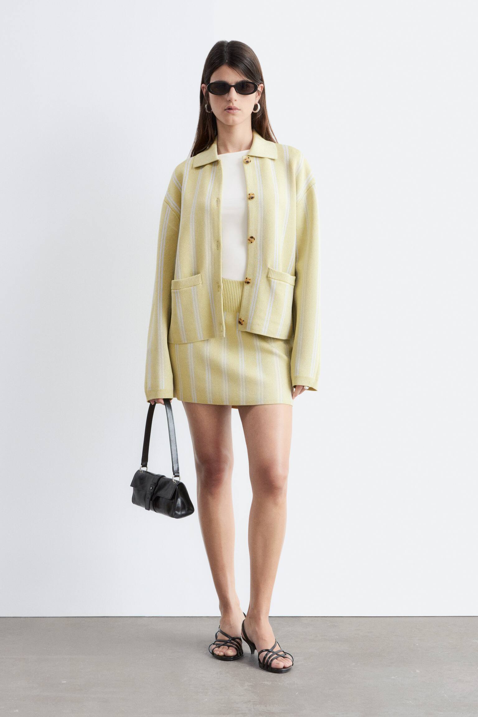 Oversized stickad pikécardigan - Gul/vita ränder - 6