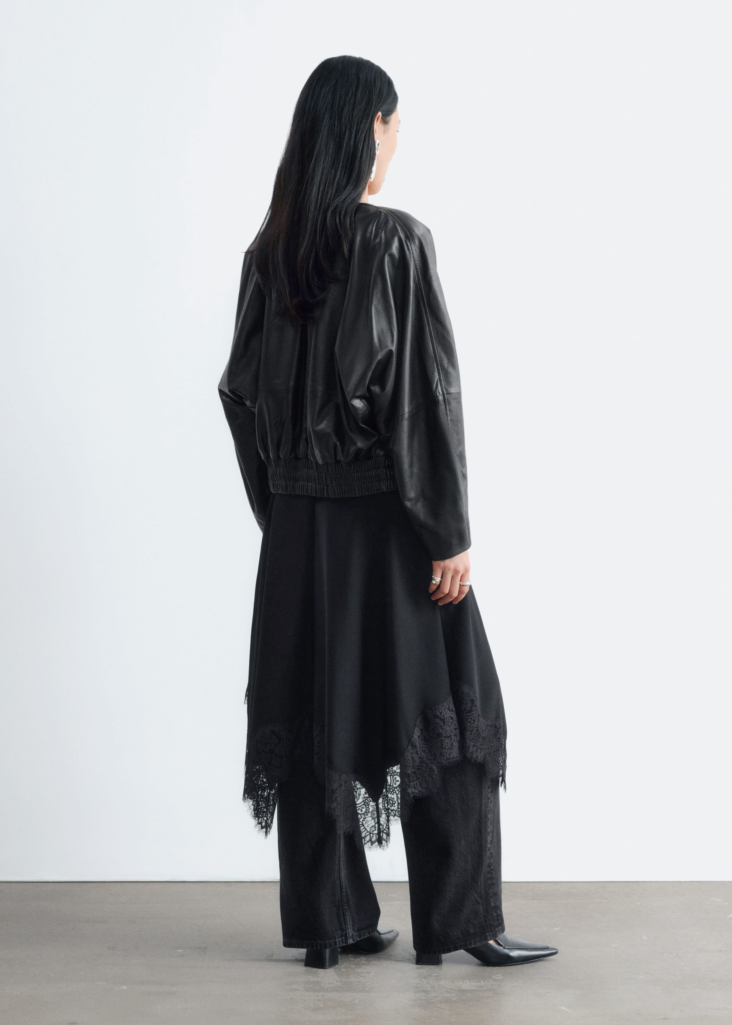 Skórzana kurtka typu bomber – Czarny – Lookbook