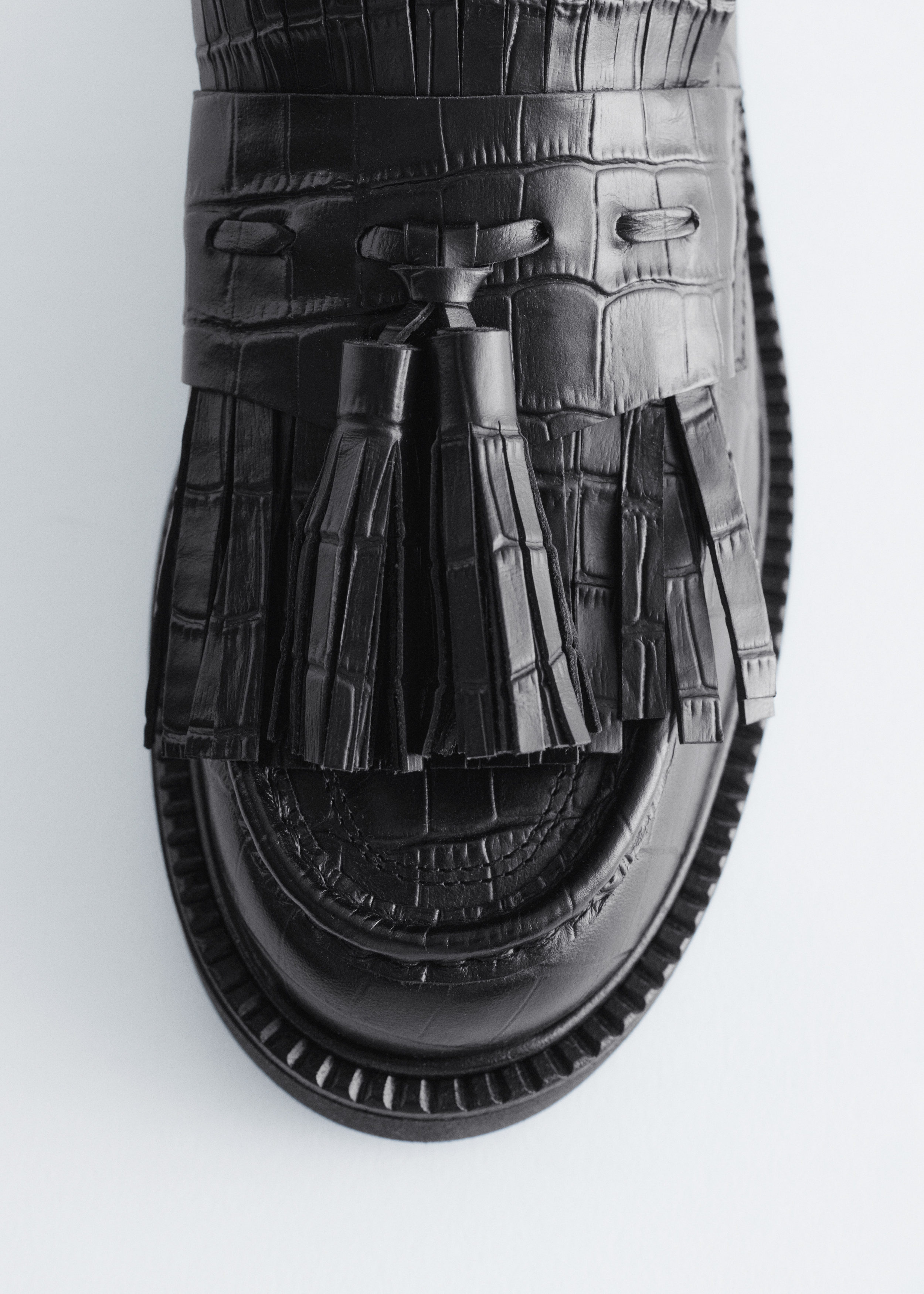 Image of Markante Loafer aus Leder in Krokooptik