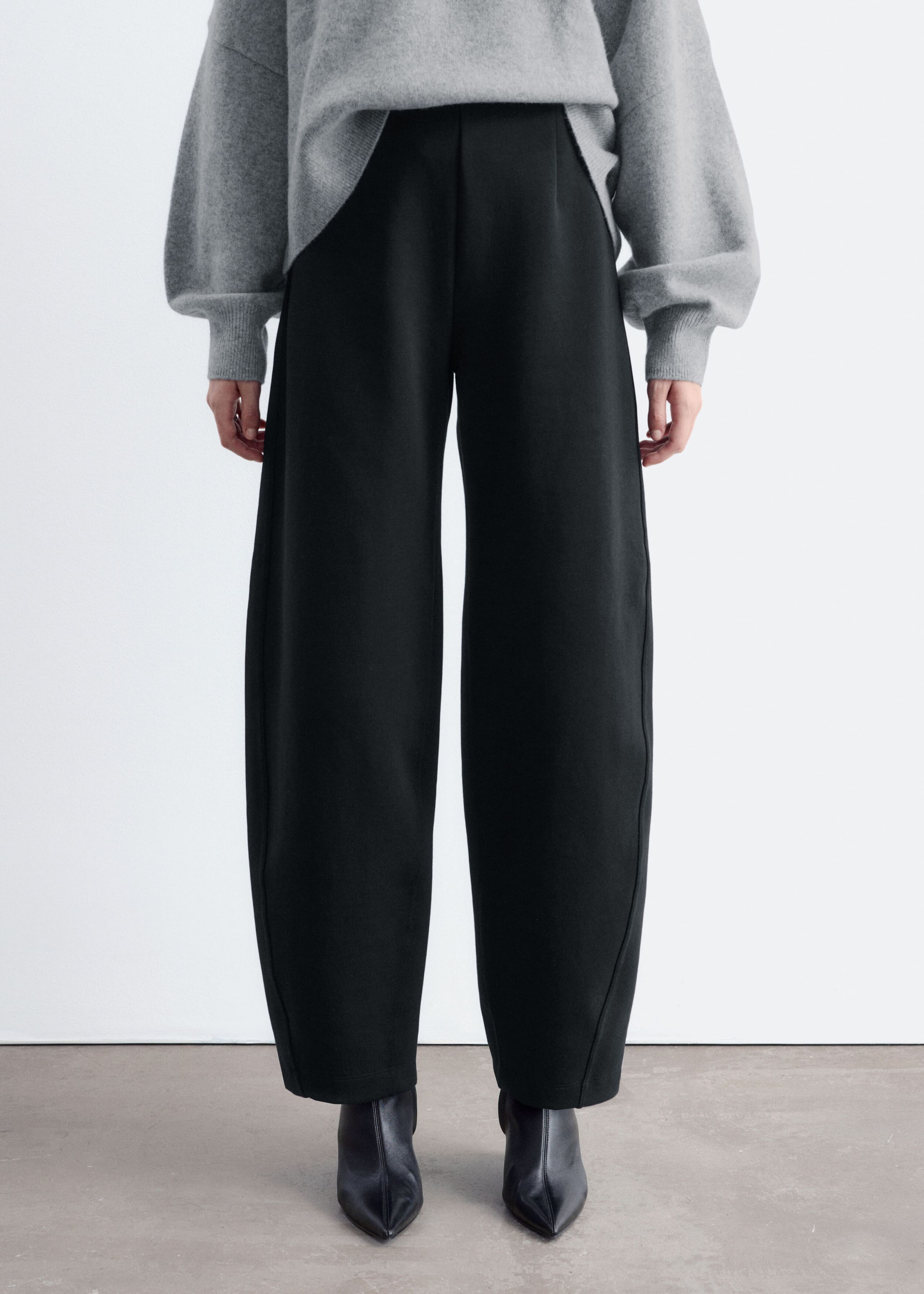 Scuba Jersey Trousers - Black - Lookbook