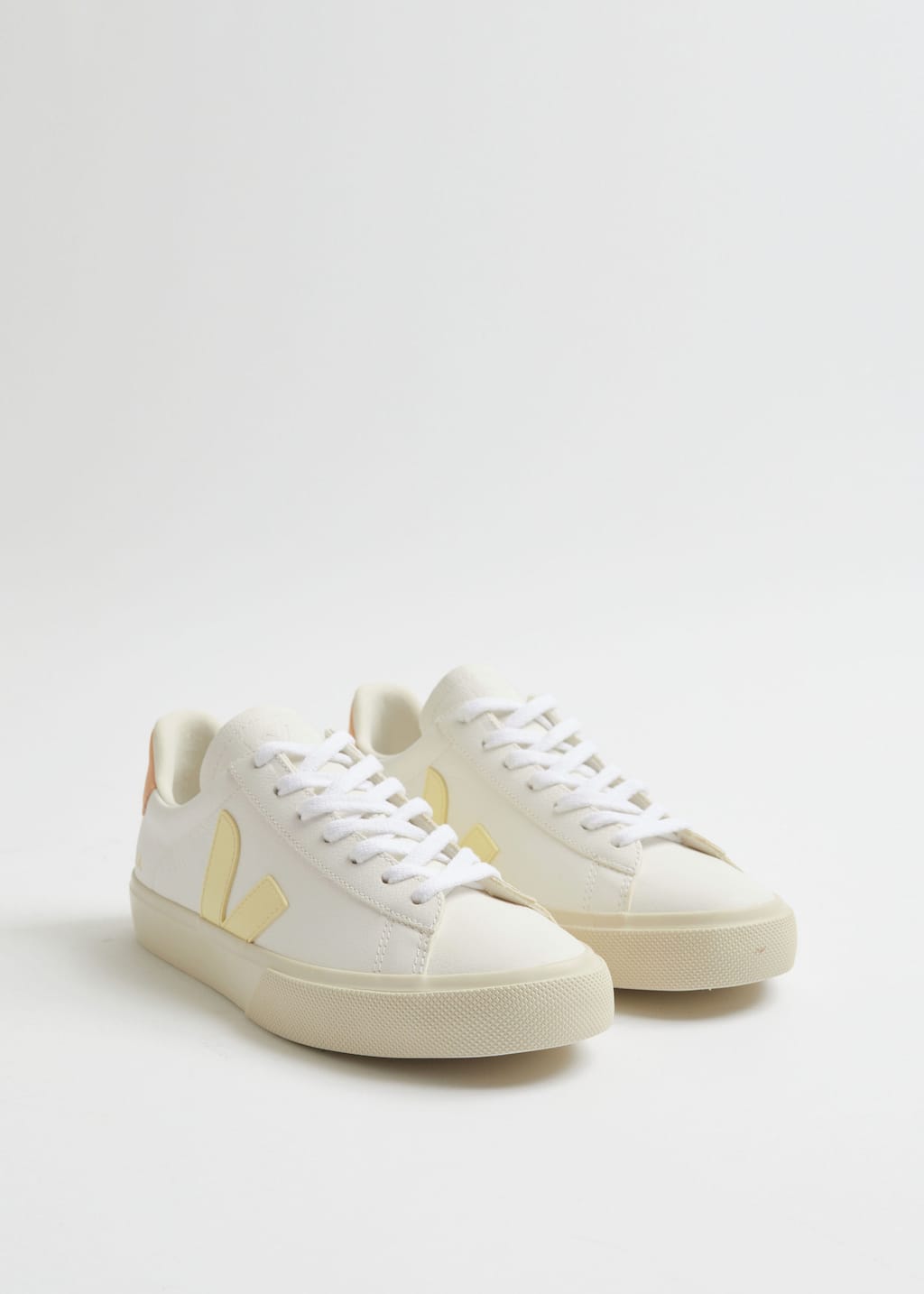 VejaCampoLeatherSneakers - Weiß/Beige - Stillleben