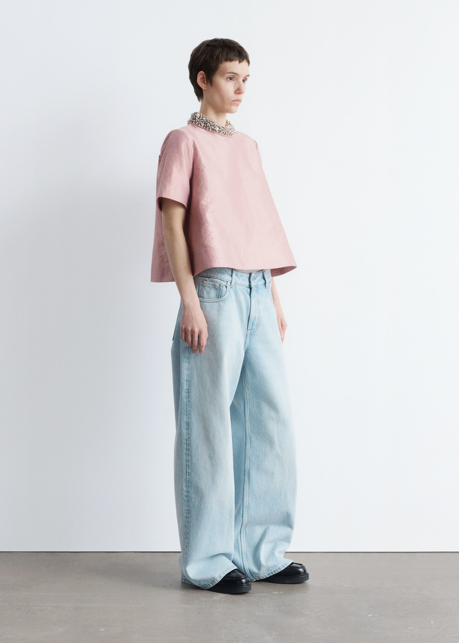 Short-Sleeve Pearl-Embroidered Blouse - Dusty Pink - 6
