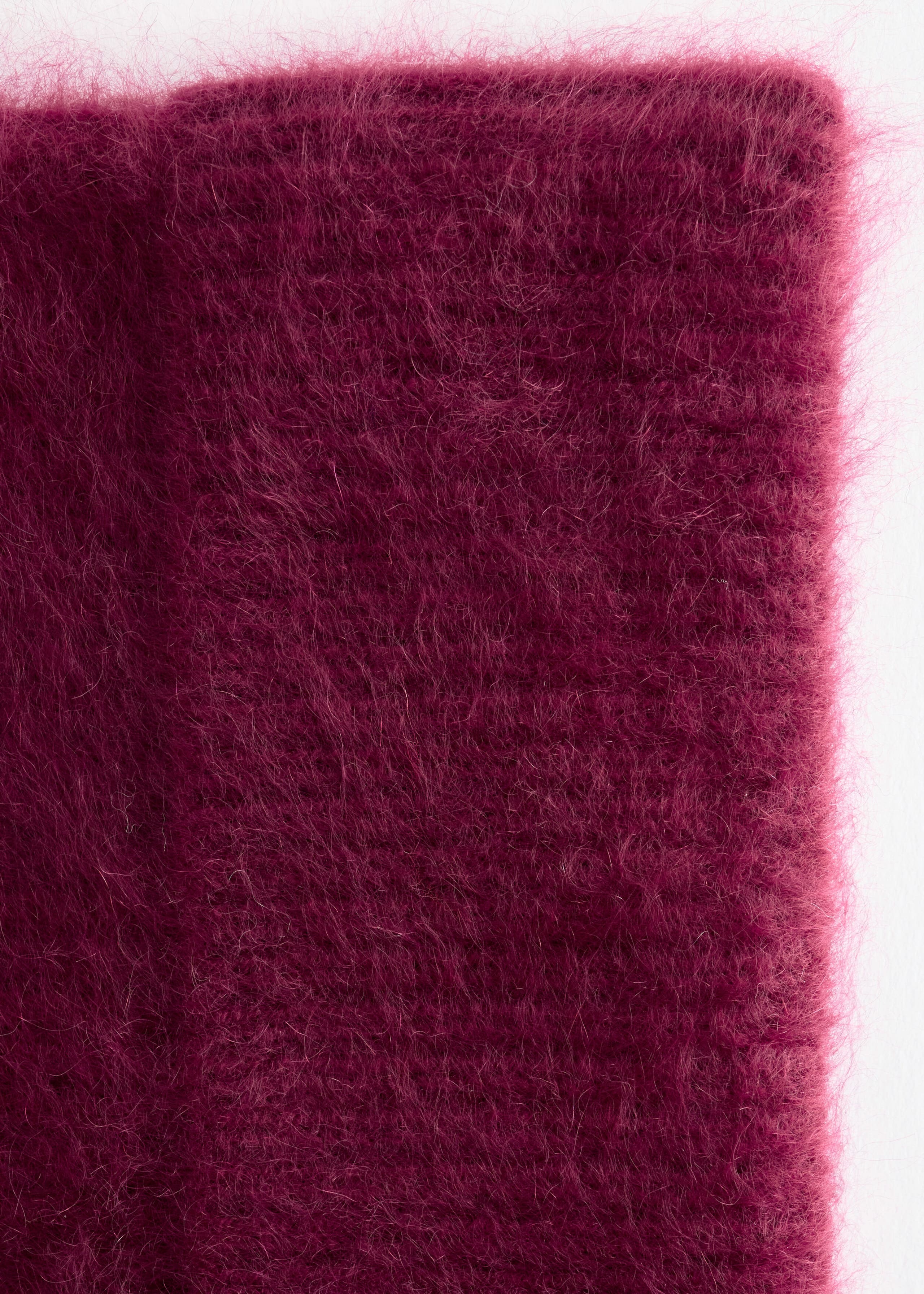 Brushed Cashmere Beanie - Dark Red - Still Life