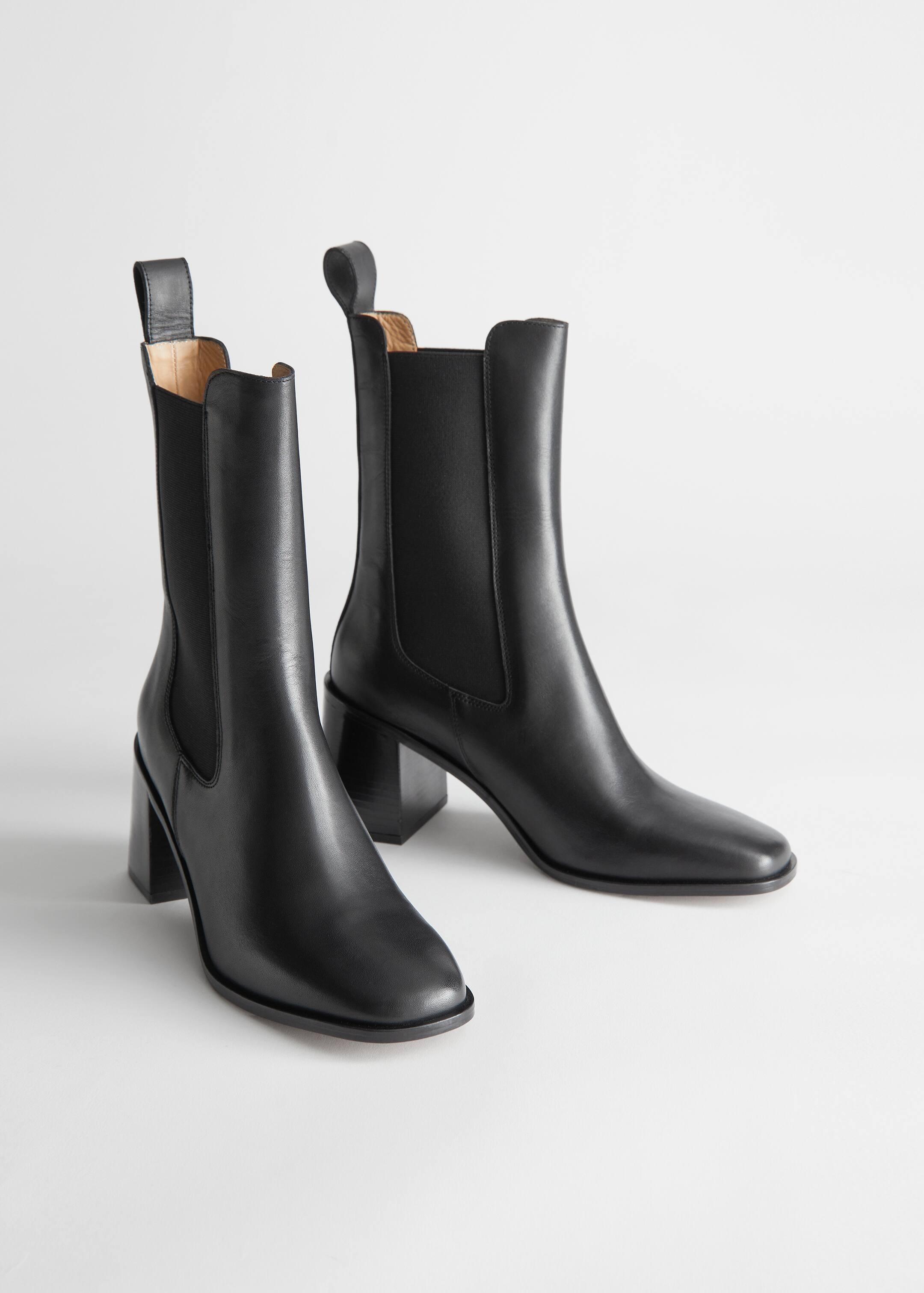 Visa större bild: Chelseaboots i läder - Black - DAM | H&M SE 2