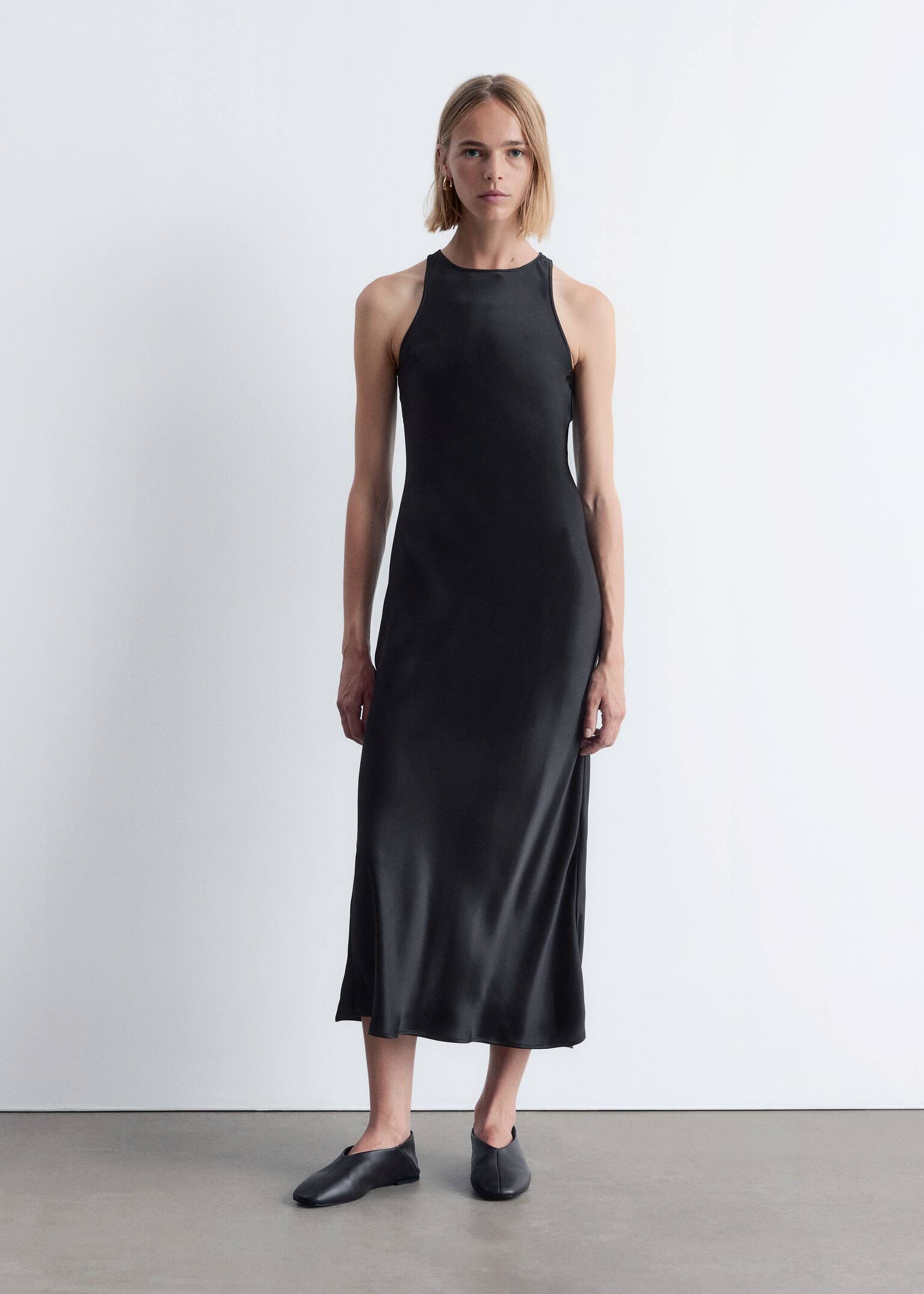 Rochie midi din satin fără mâneci - Negru/Roz închis/Roz/Galben Pastel/Maro închis/Albastru Mediu/Albastru deschis/Light Grey