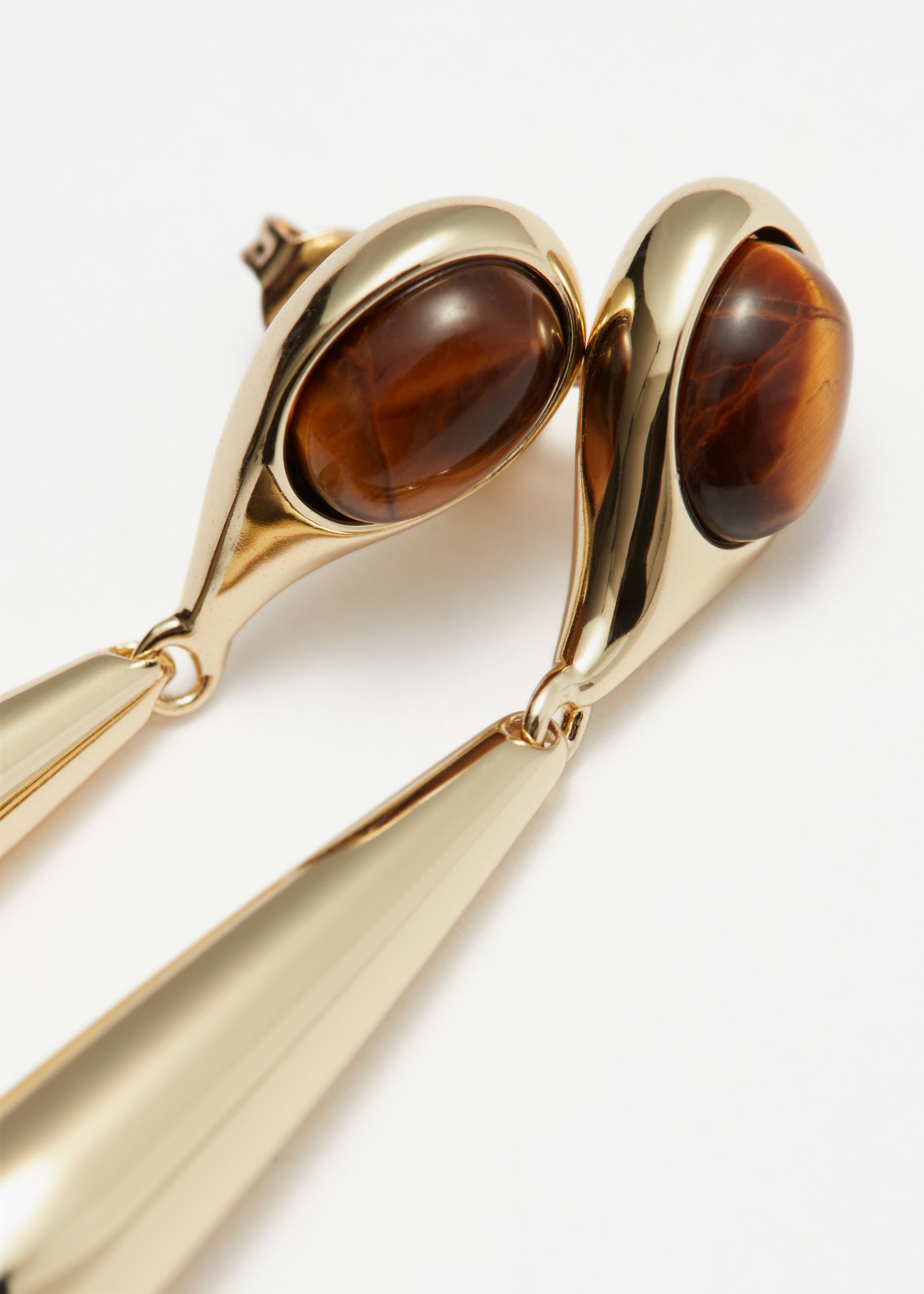 Teardrop-Pendant Stone Earrings - {{variantName}} - Descriptive Detail