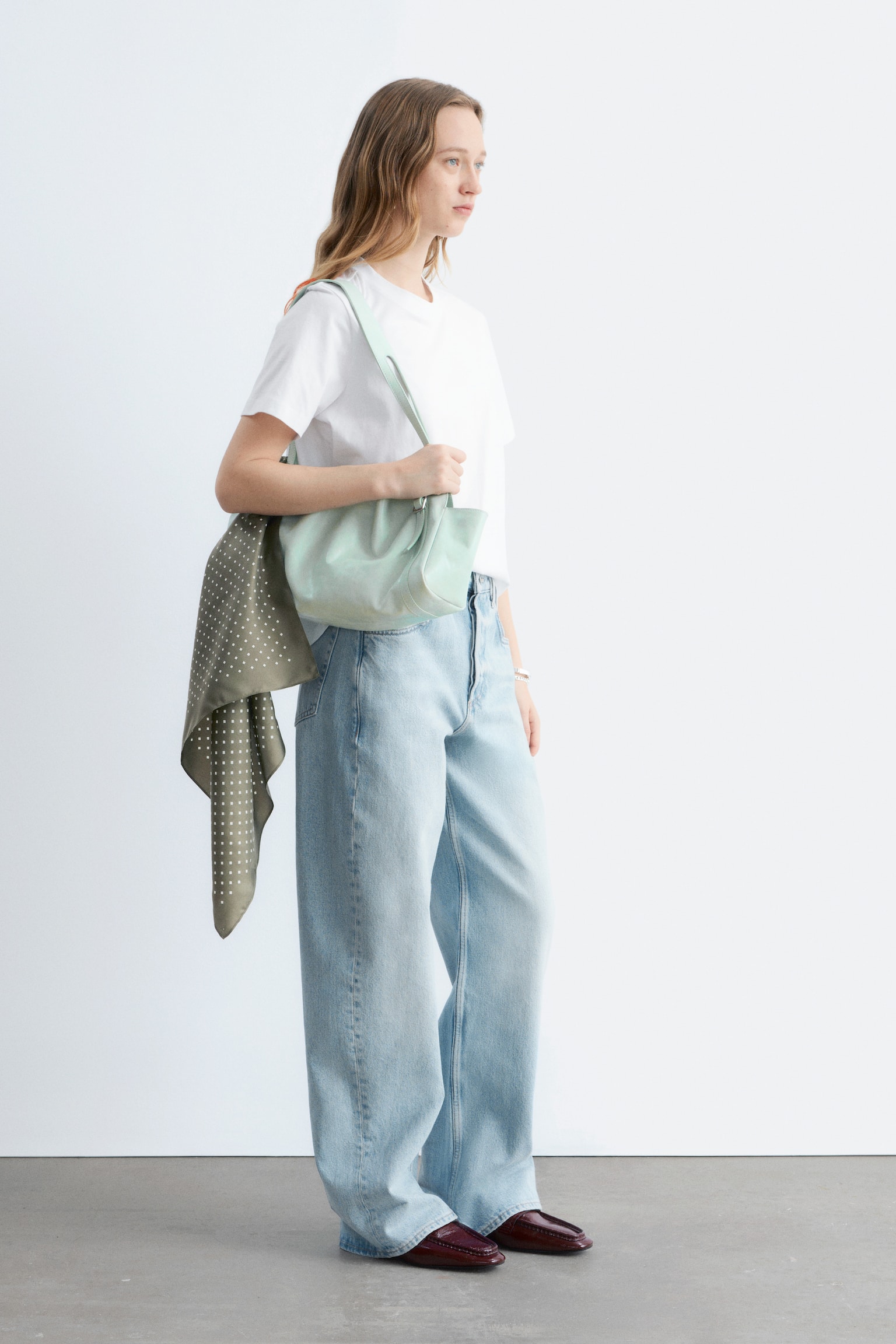 T-shirt girocollo - Bianco/Beige/Verde chiaro/Nero/Rosso/Grigio scuro mélange - 5