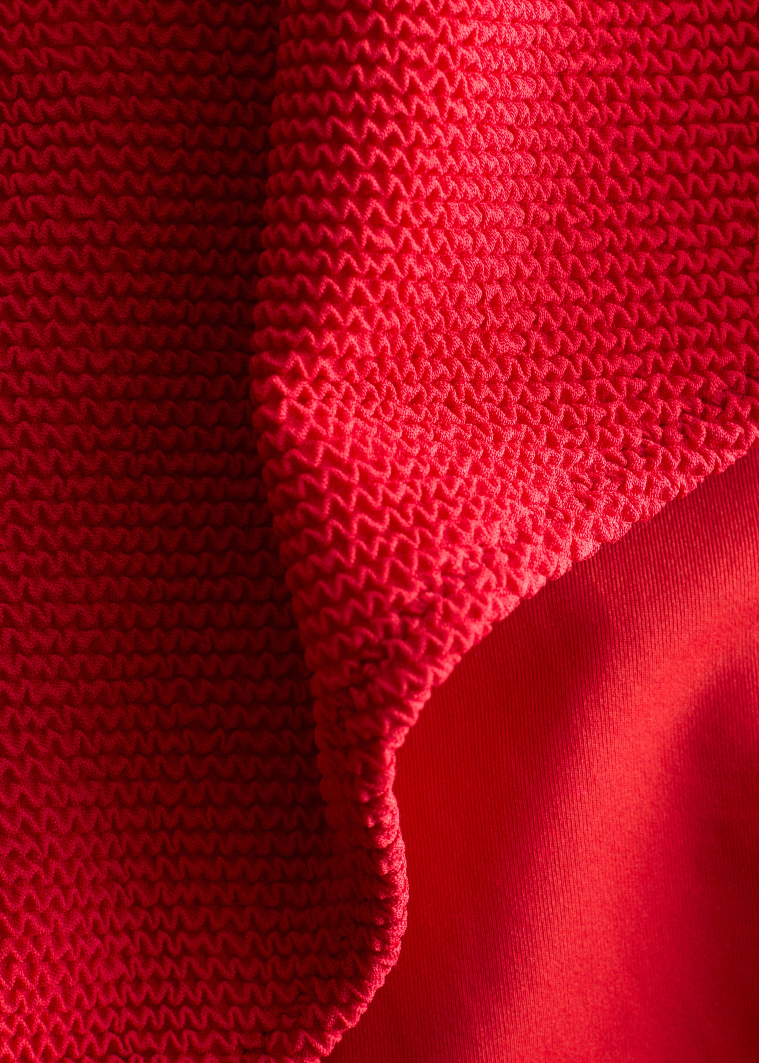 Image of Costume da bagno in tessuto lavorato con lacci