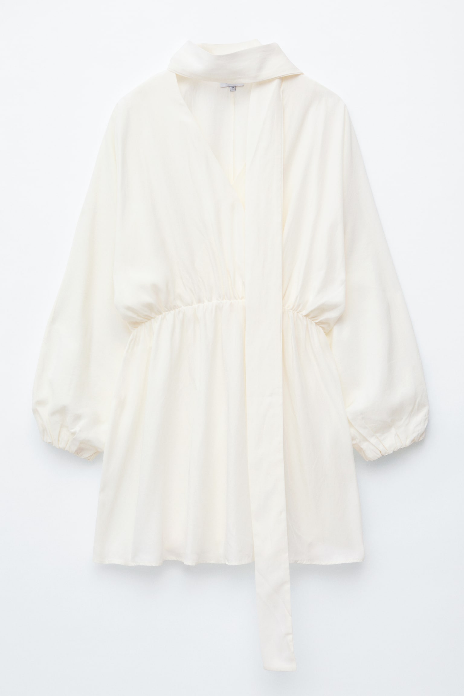 Miniklänning med omlott och scarf-detalj - Vit/Svart - 2