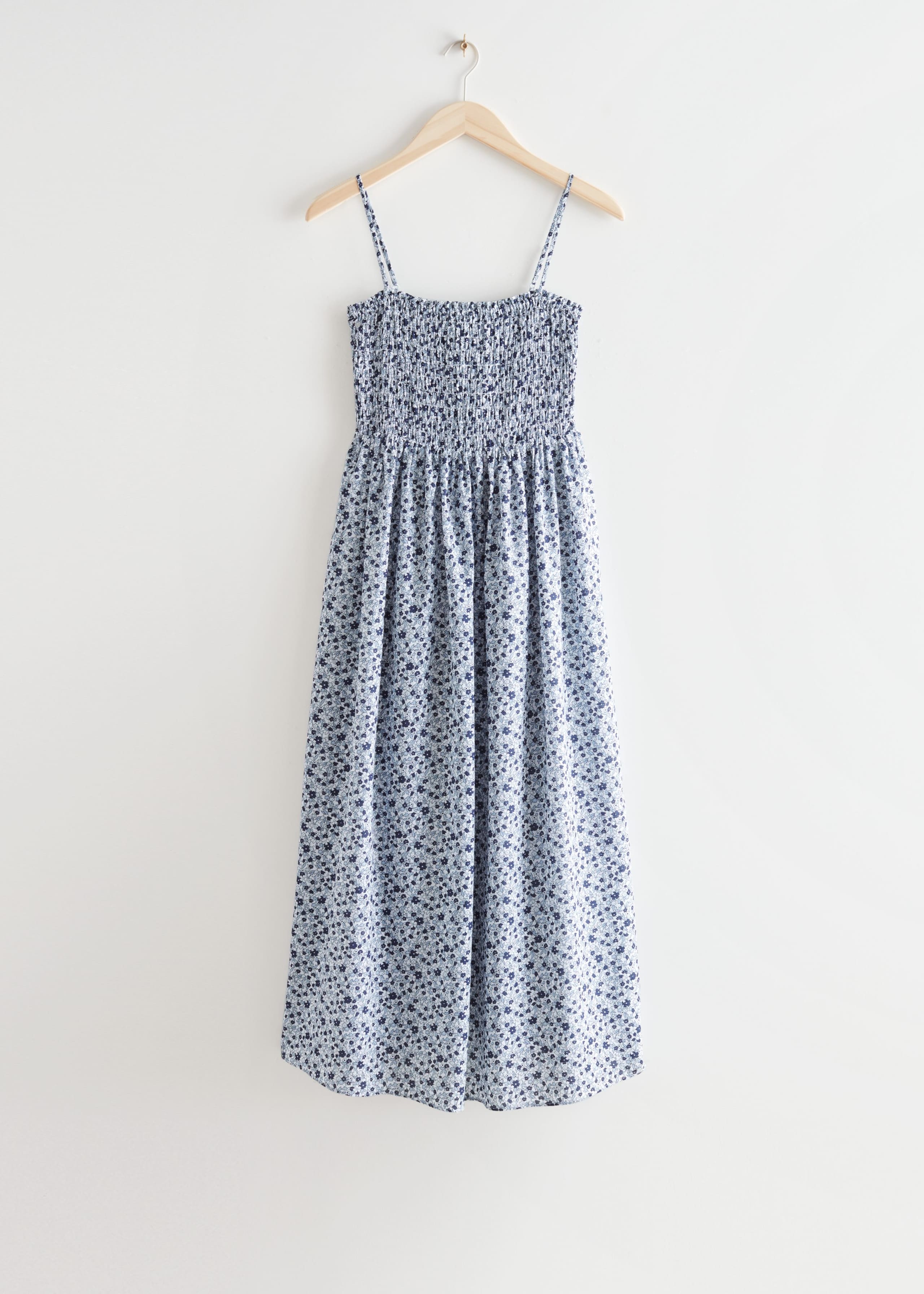 Gesmoktes Midikleid - Rosa/Geblümt - Stillleben