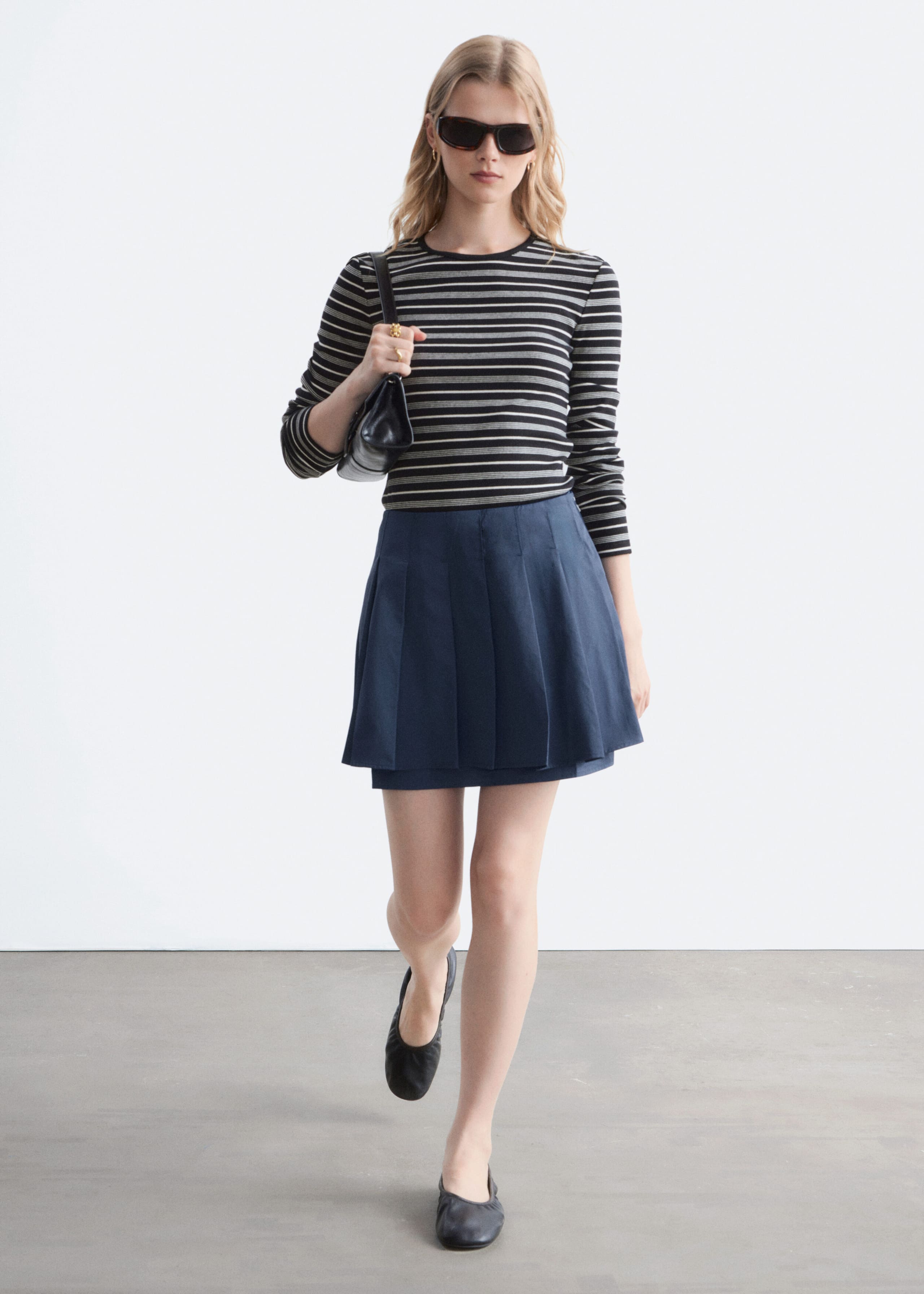 Ribbed Long-Sleeve Top - Black - Lookbook
